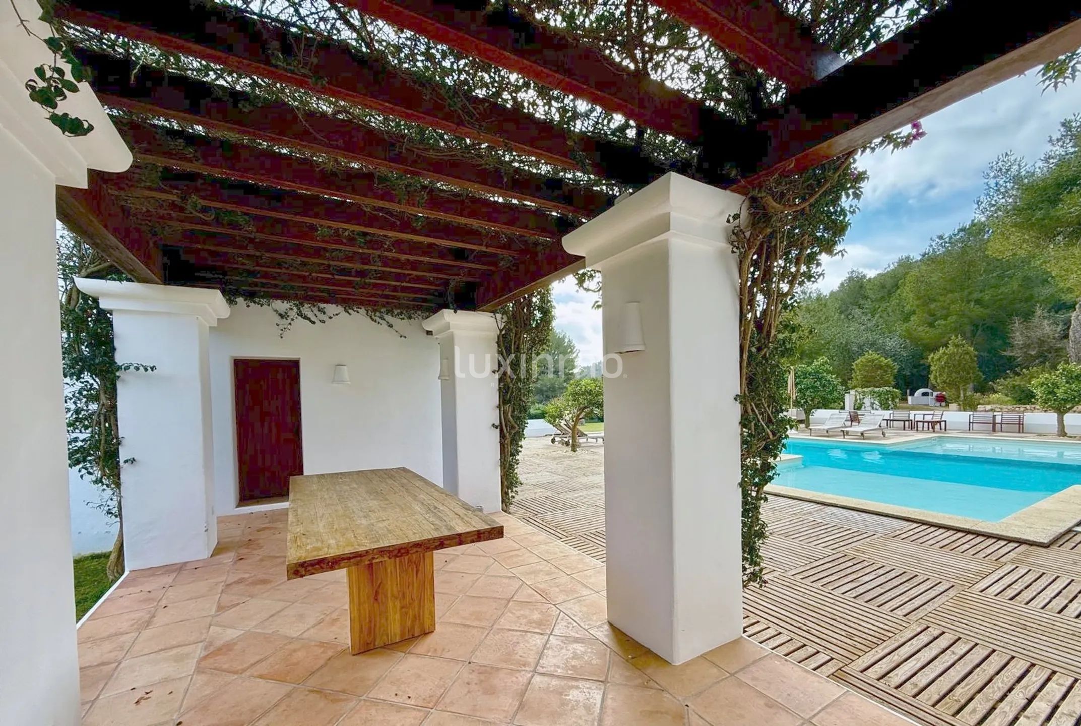 Elegante villa in Ibizastijl met zoutwaterzwembad en uitgestrekt terrein — photo 38