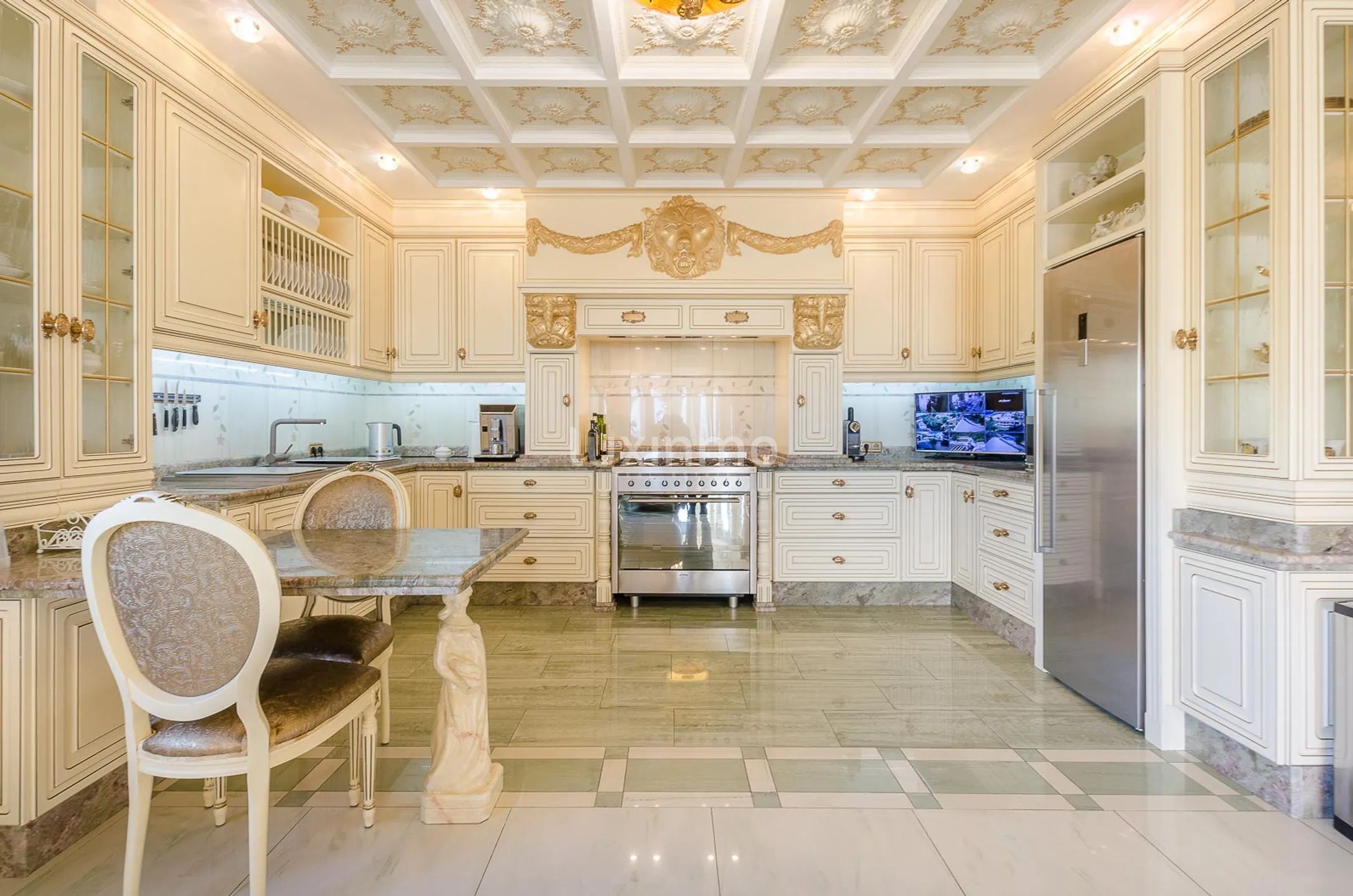 Luxury living experience in Altea — photo 13