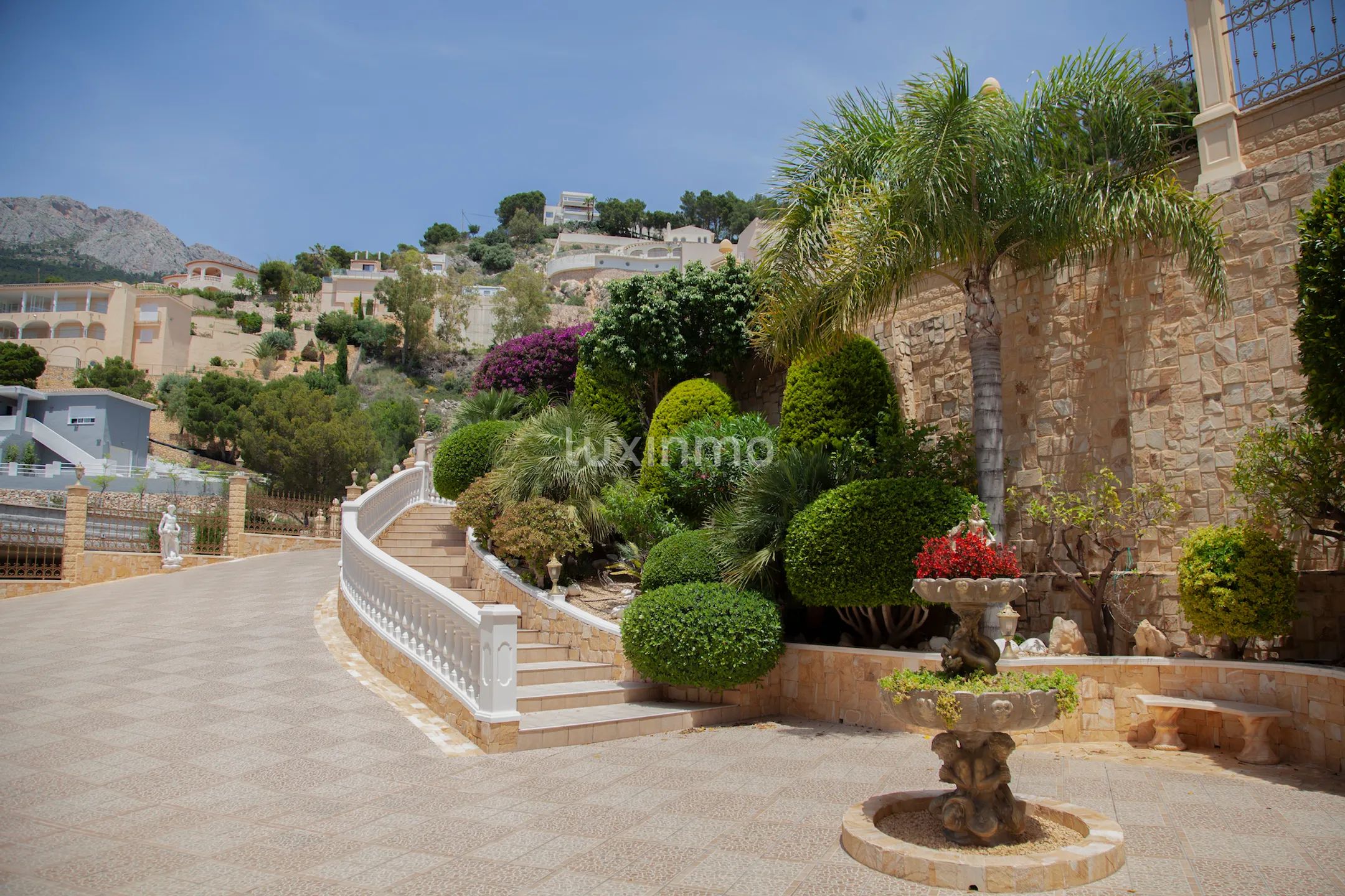Luxury living experience in Altea — photo 27