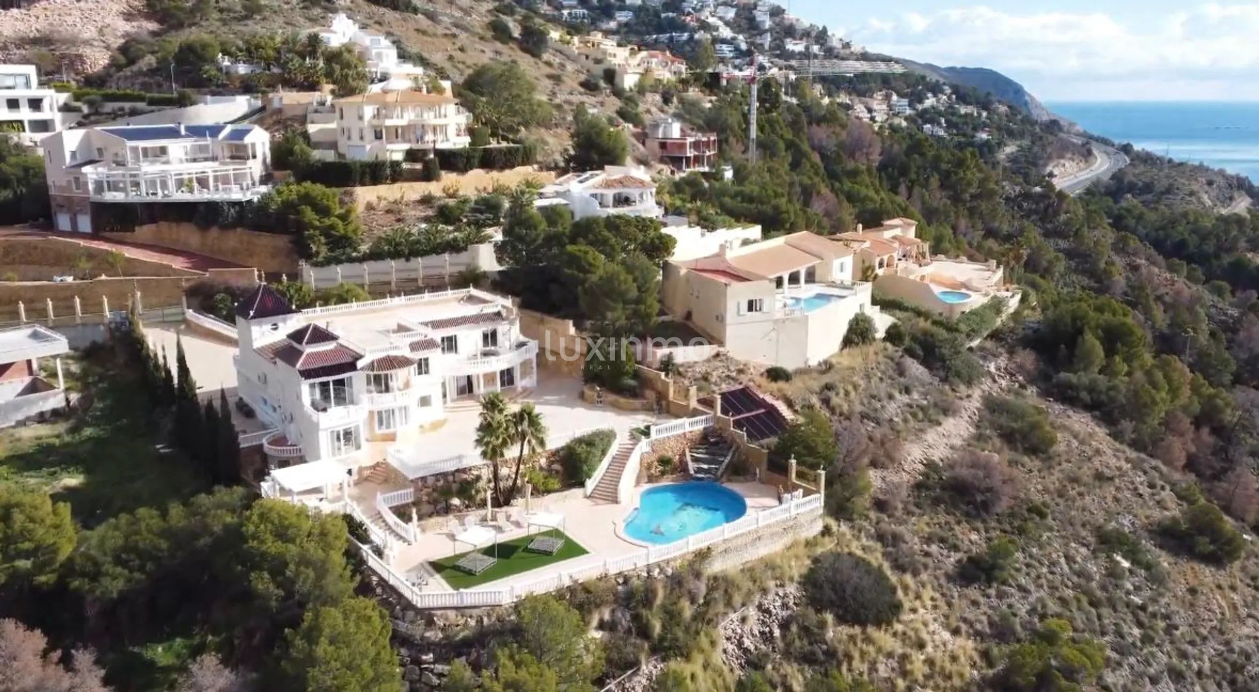 Luxury living experience in Altea — photo 15