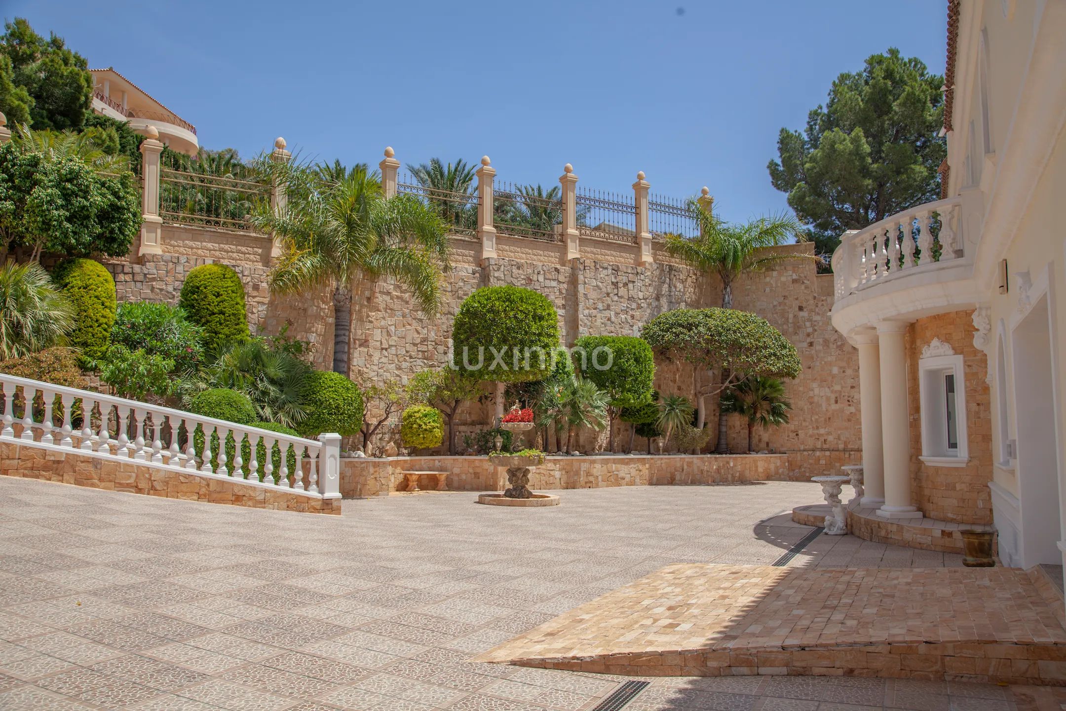 Luxury living experience in Altea — photo 29