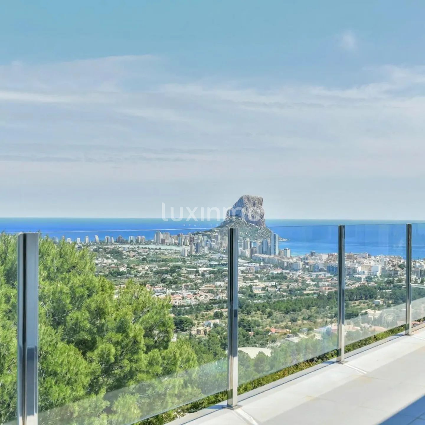 Stunning contemporary villa with open sea views for sale in Calpe