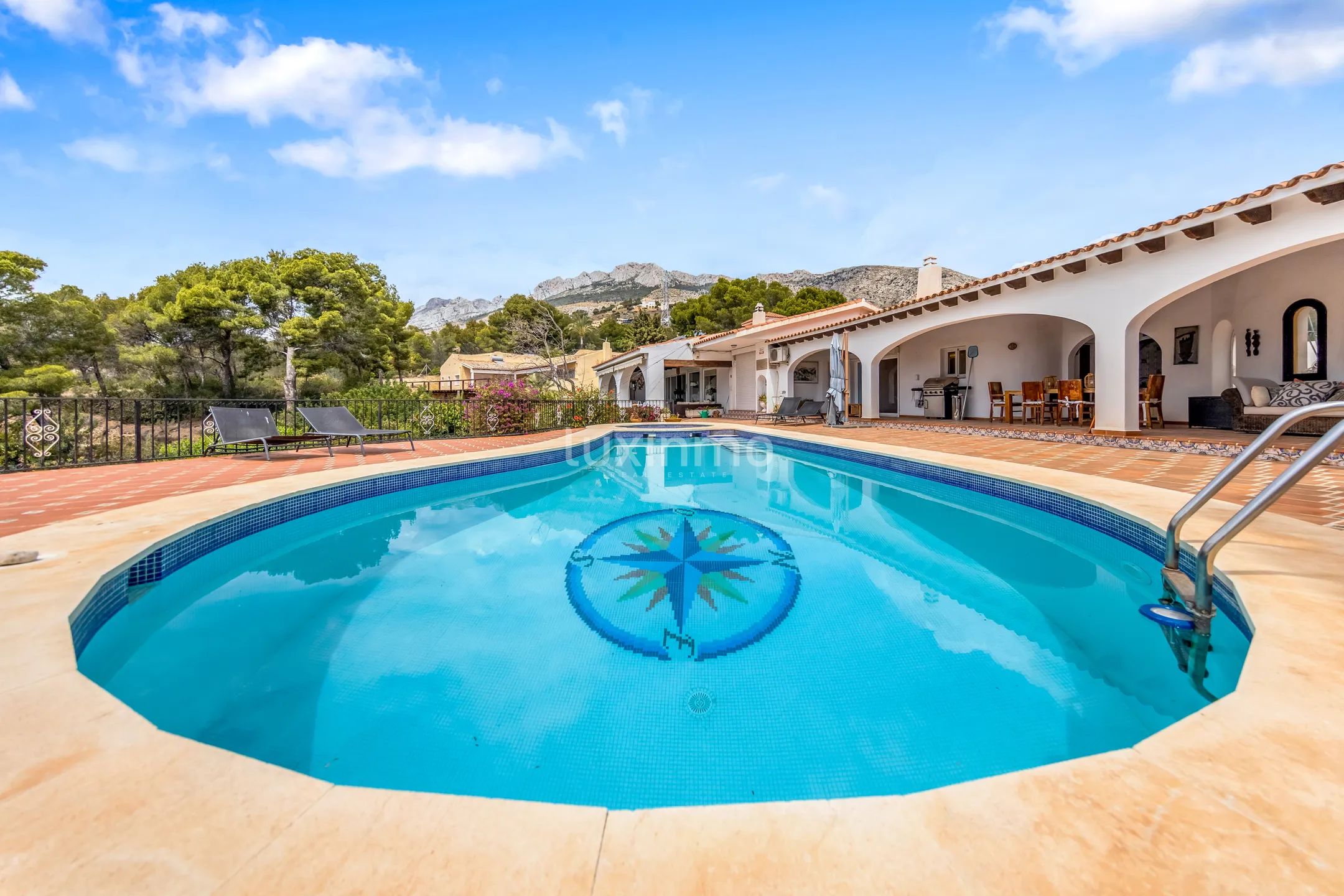 Charming Mediterranean detached villa with stunning sea and Altea views — photo 5
