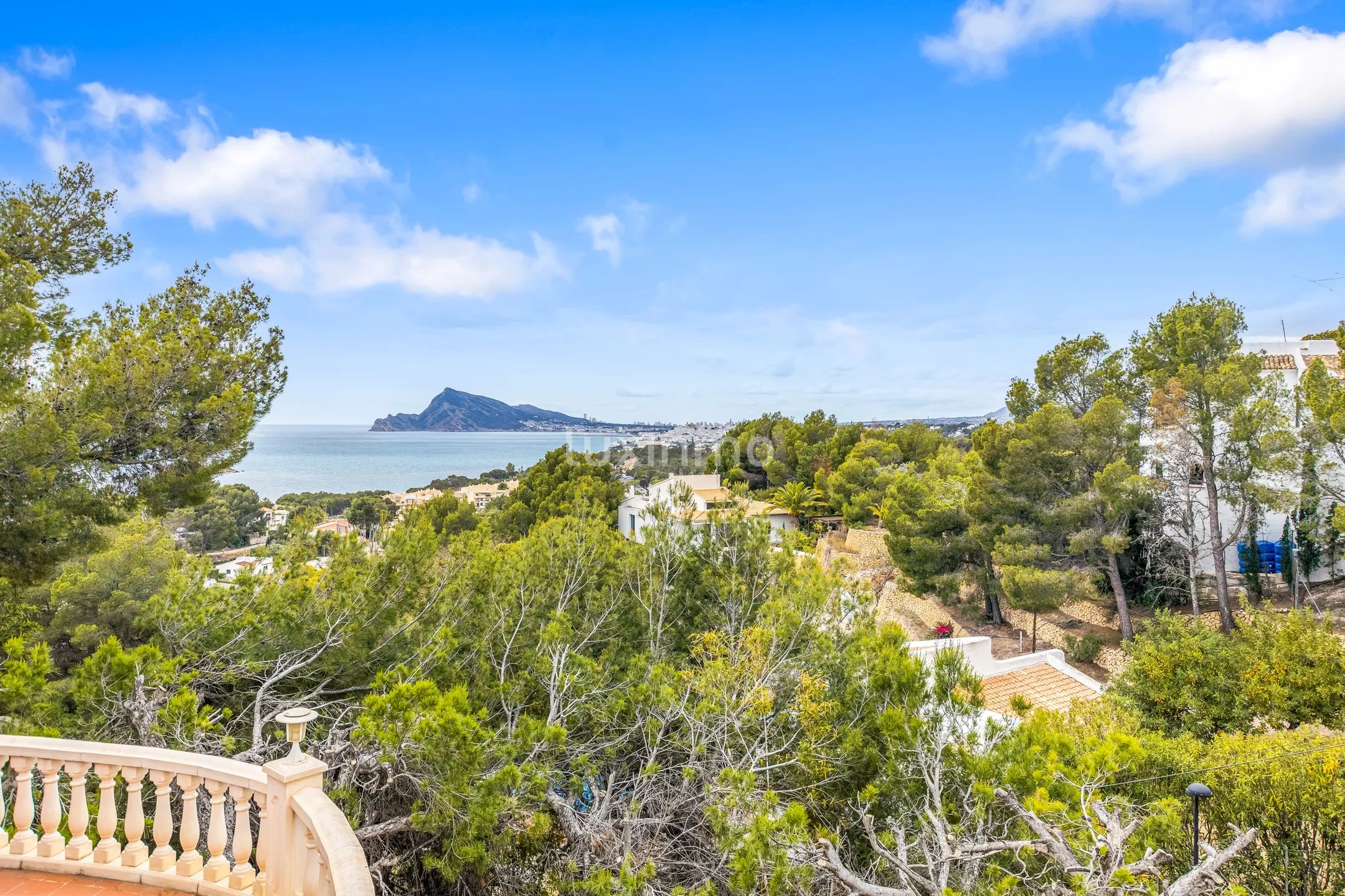 Charming Mediterranean detached villa with stunning sea and Altea views — photo 8