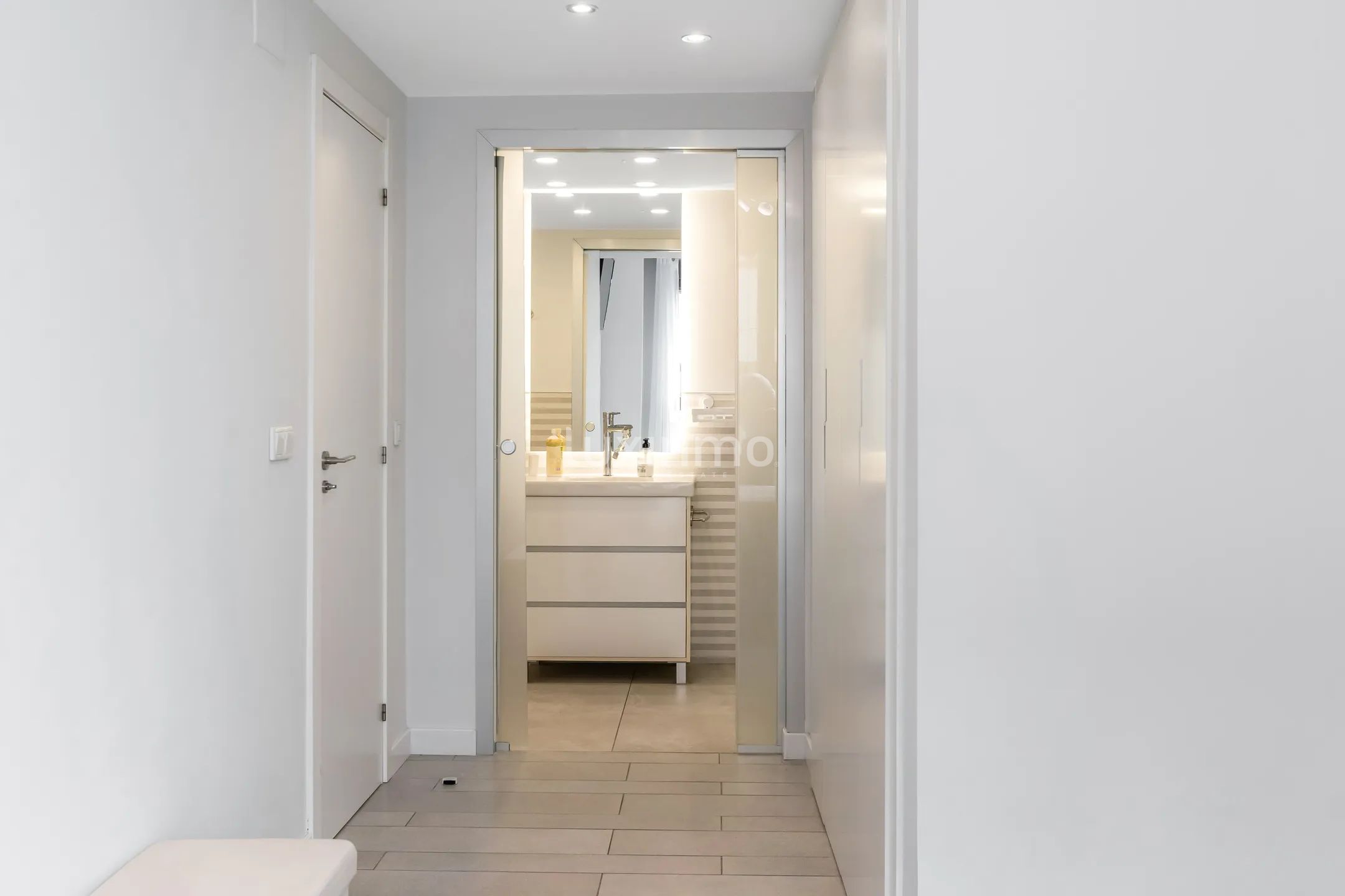 appartement avec vue sur la mer dans le quartier Pau5 Playa de San Juan — photo 17