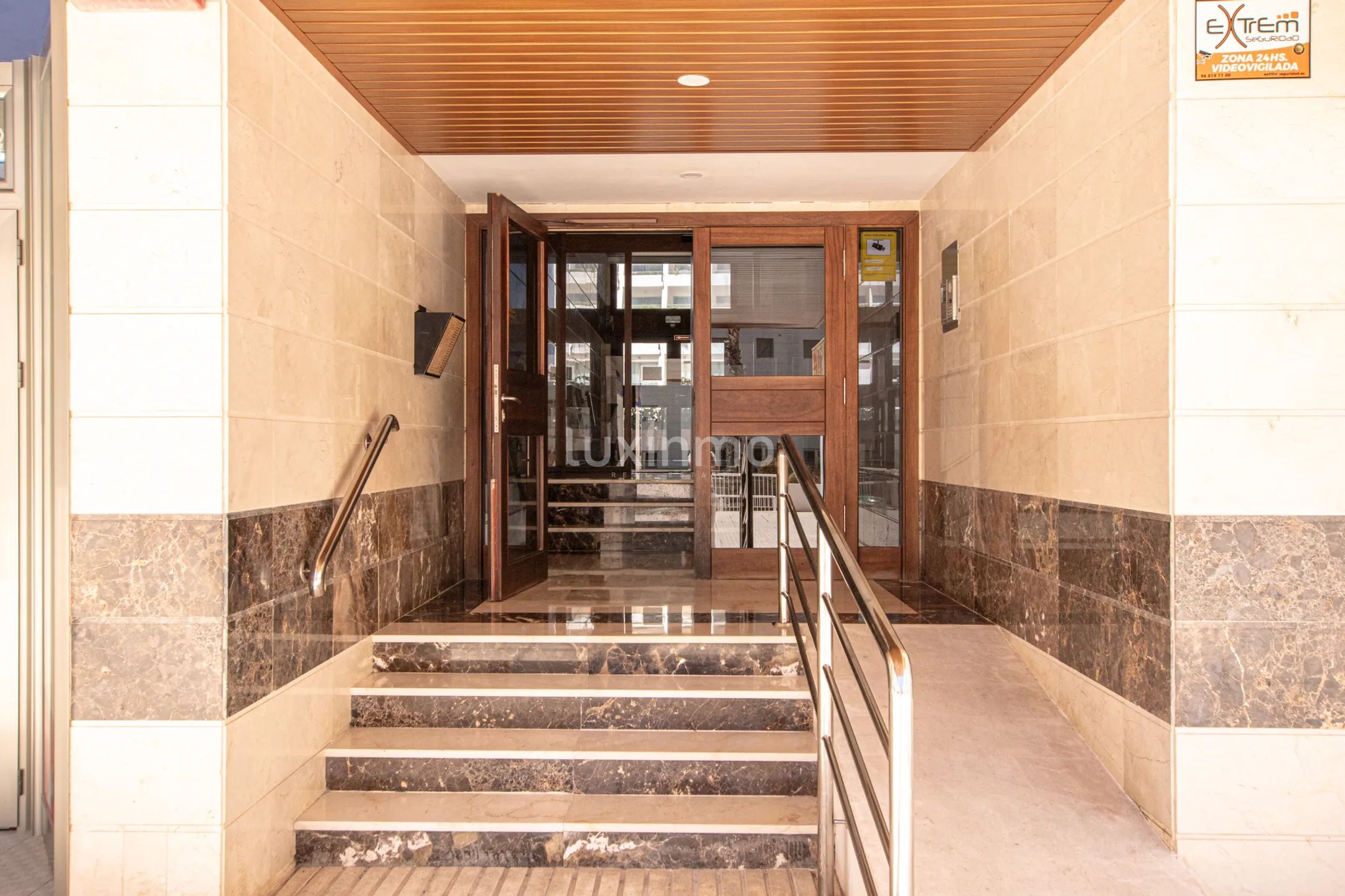 Flat with open sea view for sale in APOLO 16 — photo 5