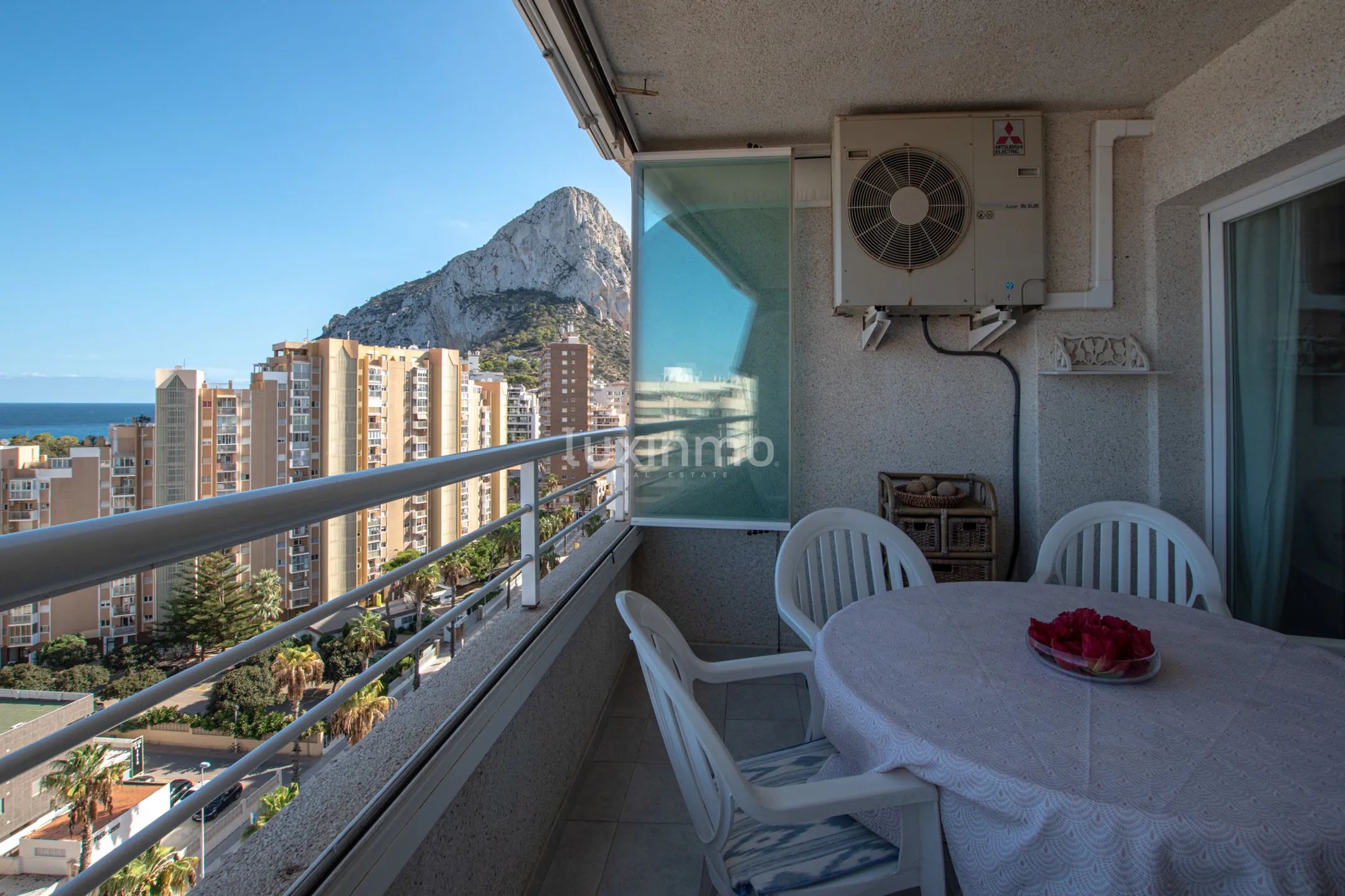 Flat with open sea view for sale in APOLO 16