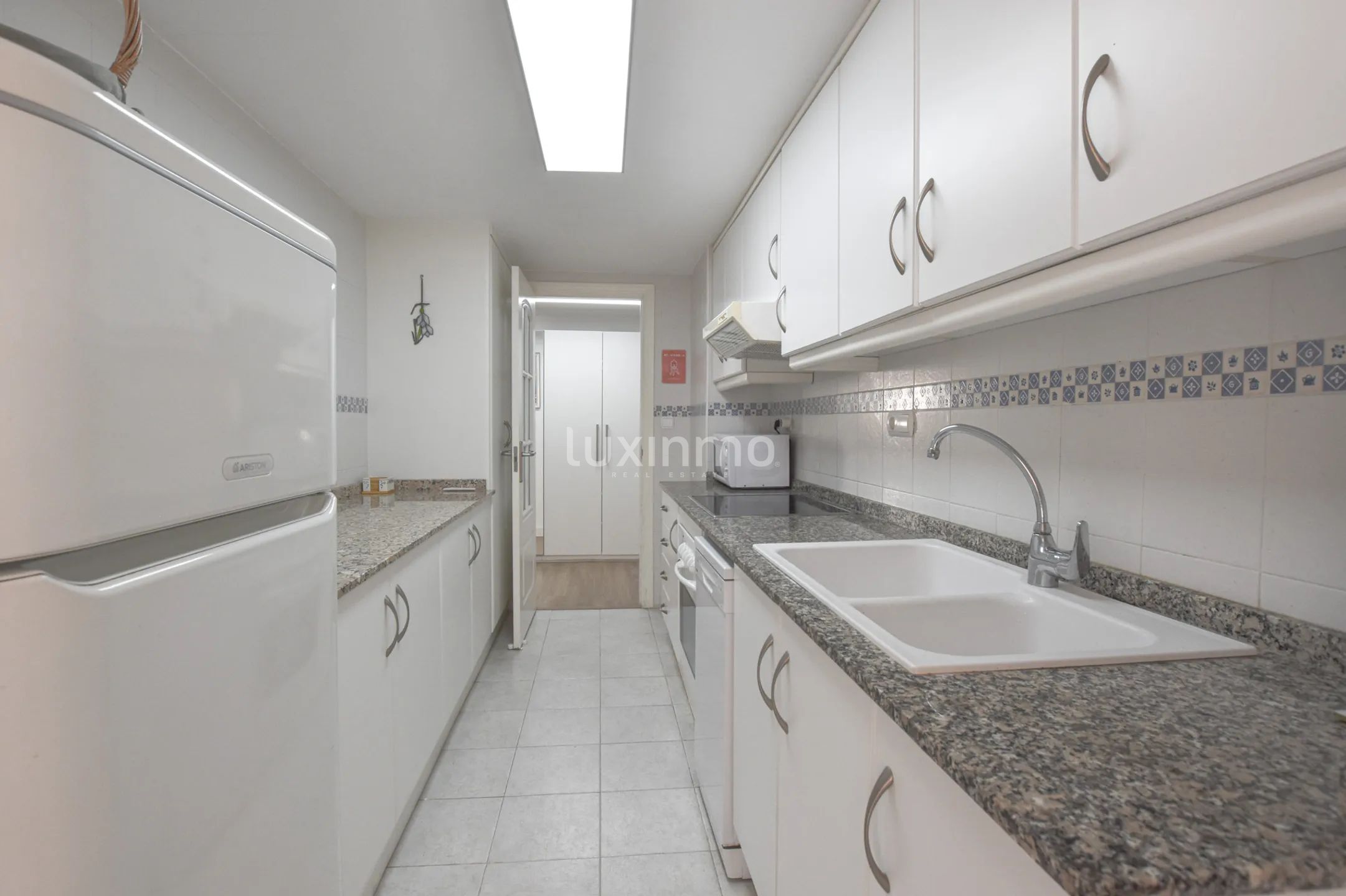 Flat with open sea view for sale in APOLO 16 — photo 24