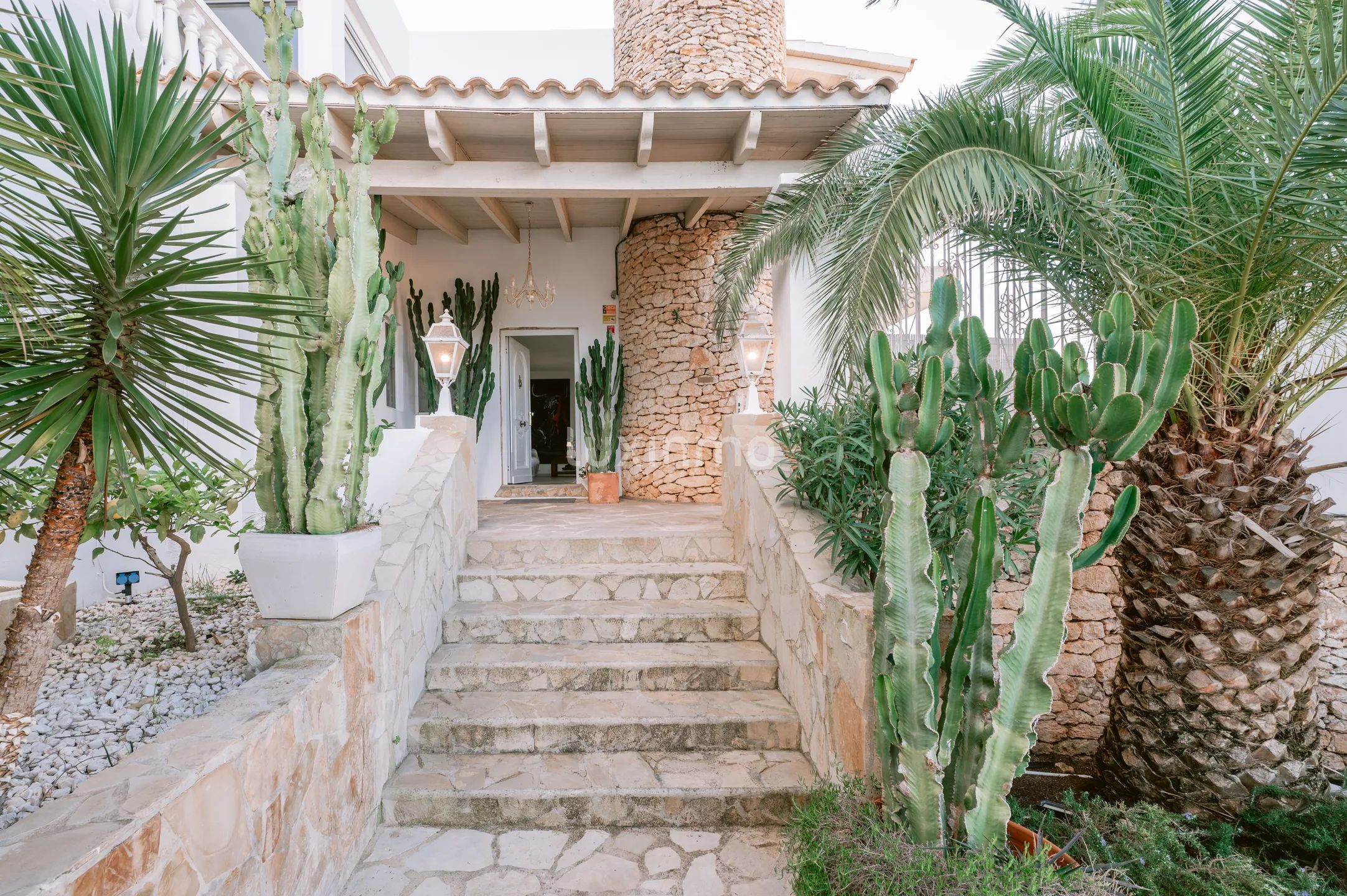 Stunning 7-bedroom villa with Sea Views in Can Furnet, Santa Eulària — photo 6