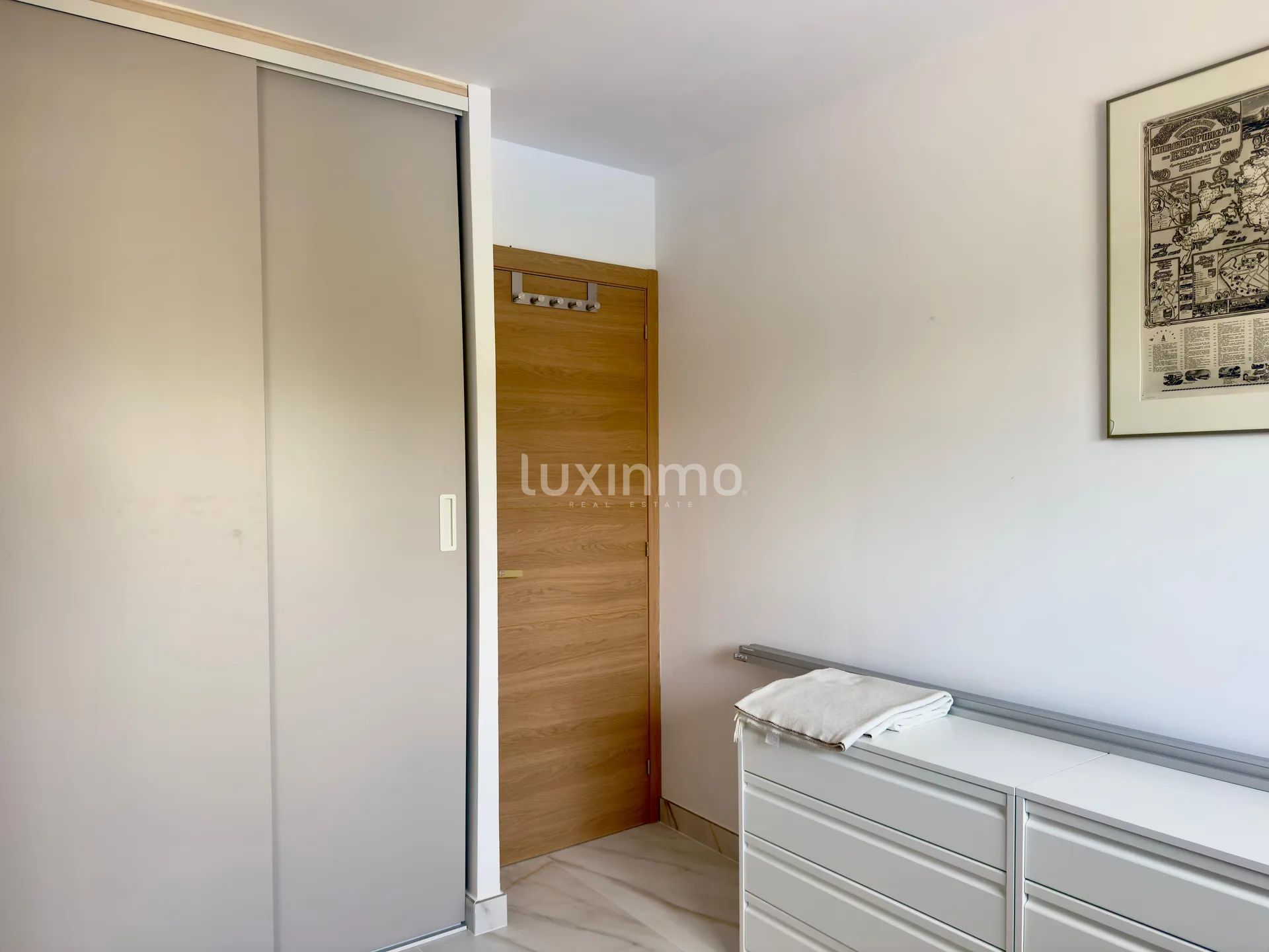 Appartement moderne en bord de mer avec vue imprenable à Albir — photo 13