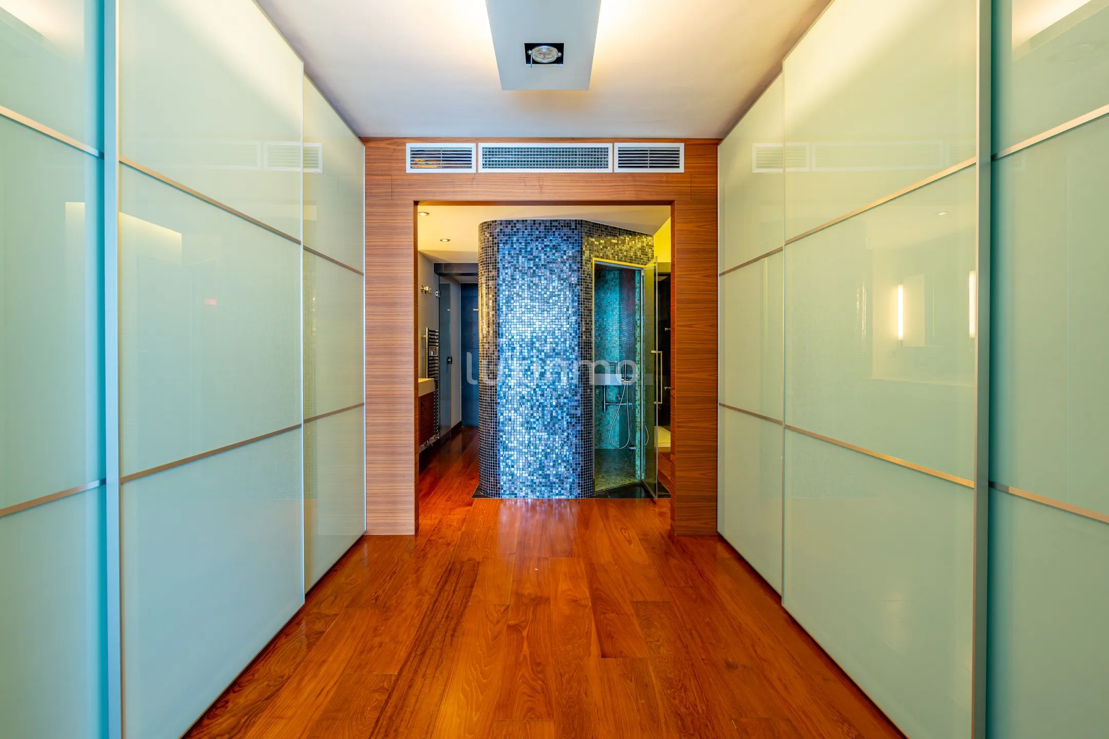 Stunning flat with open views to the sea in Playa de Levante Benidorm — photo 28