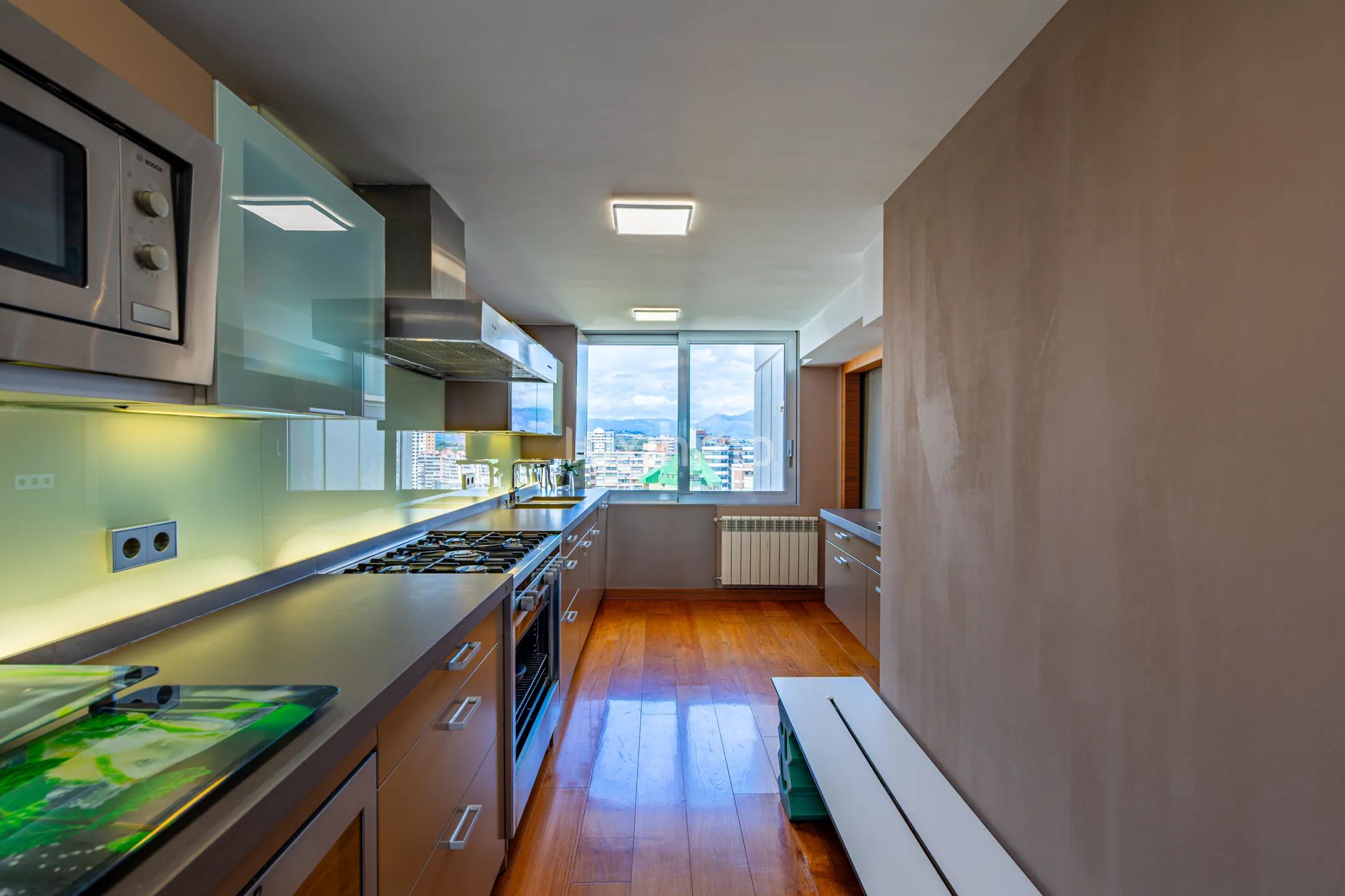 Stunning flat with open views to the sea in Playa de Levante Benidorm — photo 16