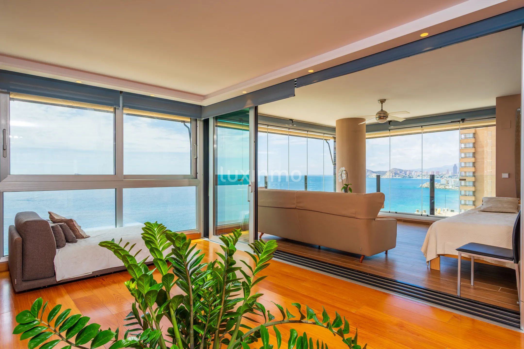 Stunning flat with open views to the sea in Playa de Levante Benidorm — photo 9