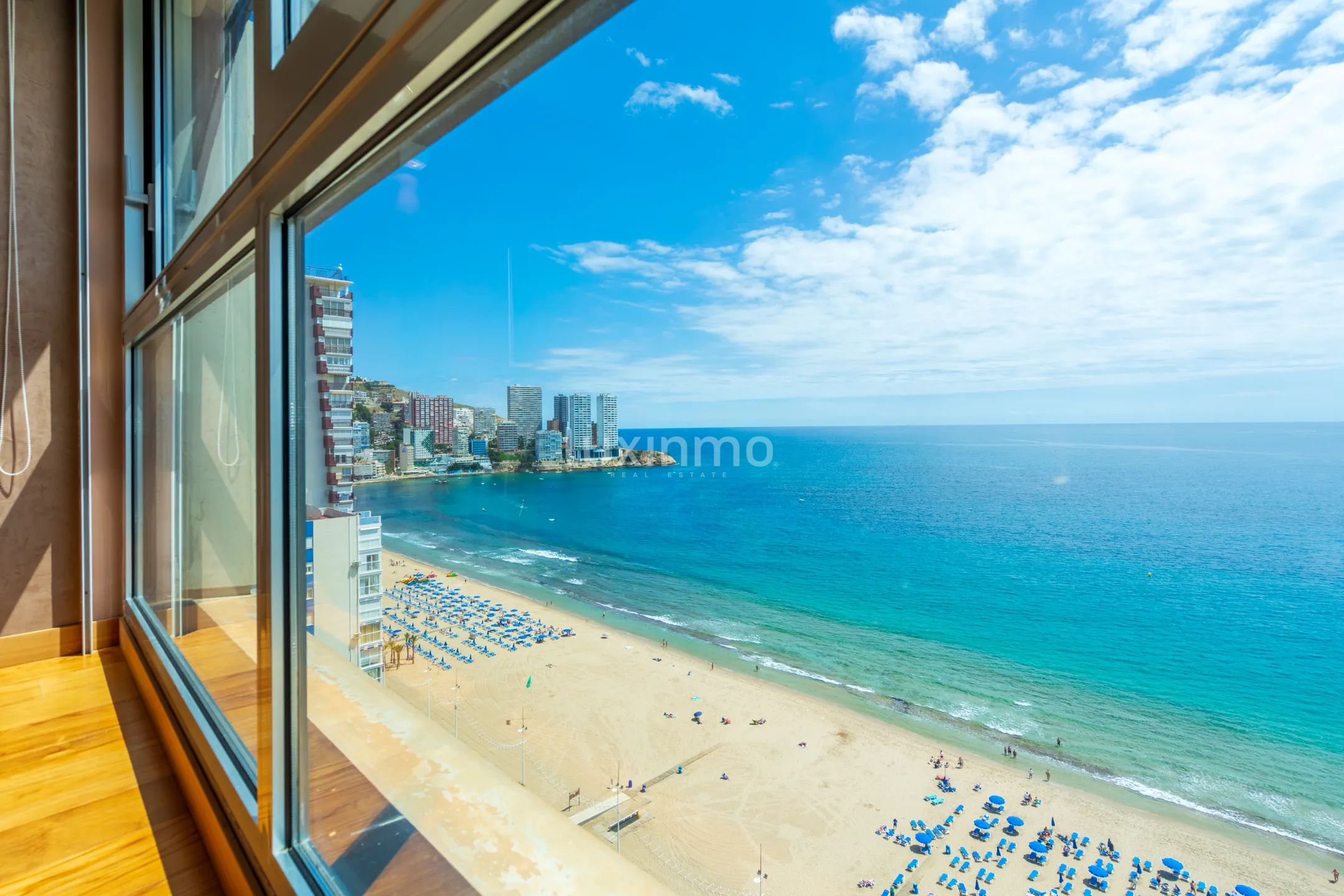 Stunning flat with open views to the sea in Playa de Levante Benidorm — photo 4