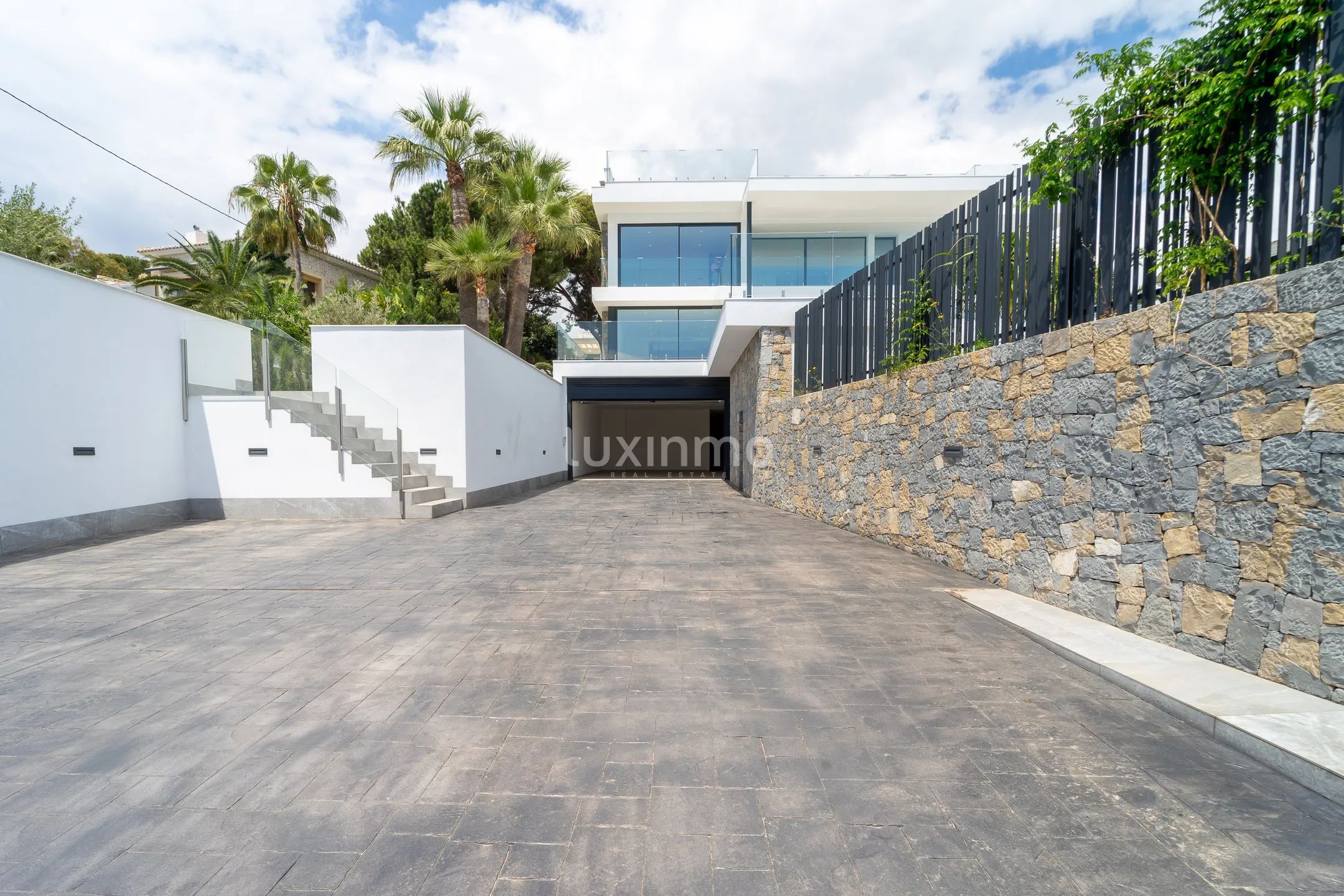 Villa moderna de lujo en segunda línea de mar en Calpe — photo 55