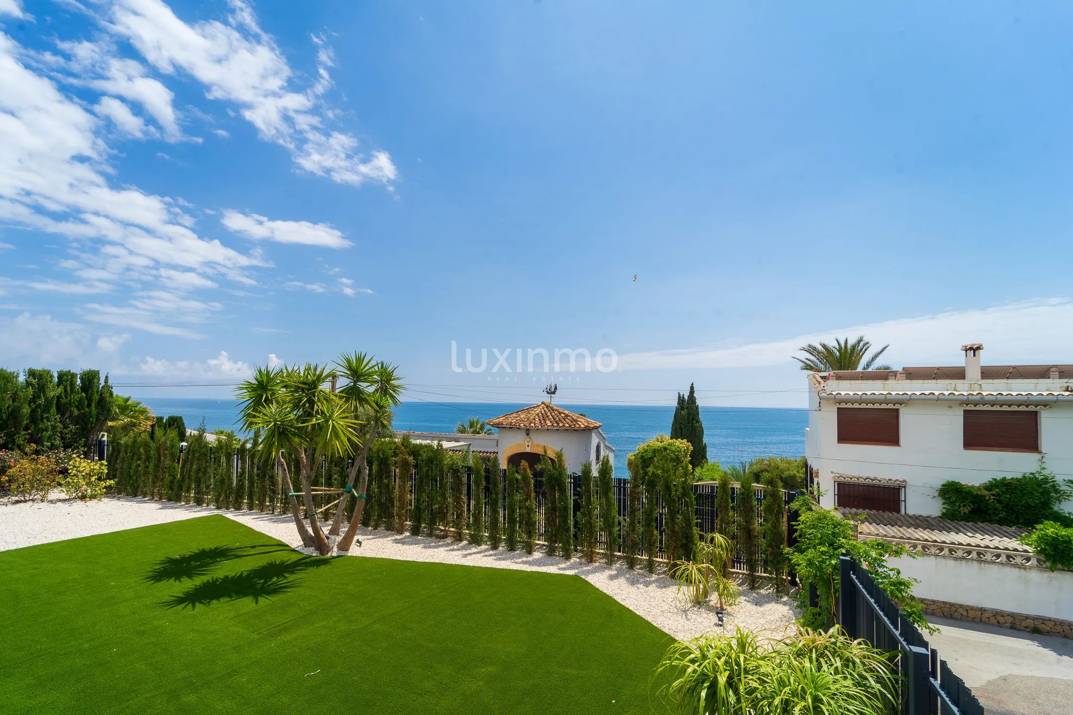 Luxury modern villa on the second line of the sea in Calpe — photo 5