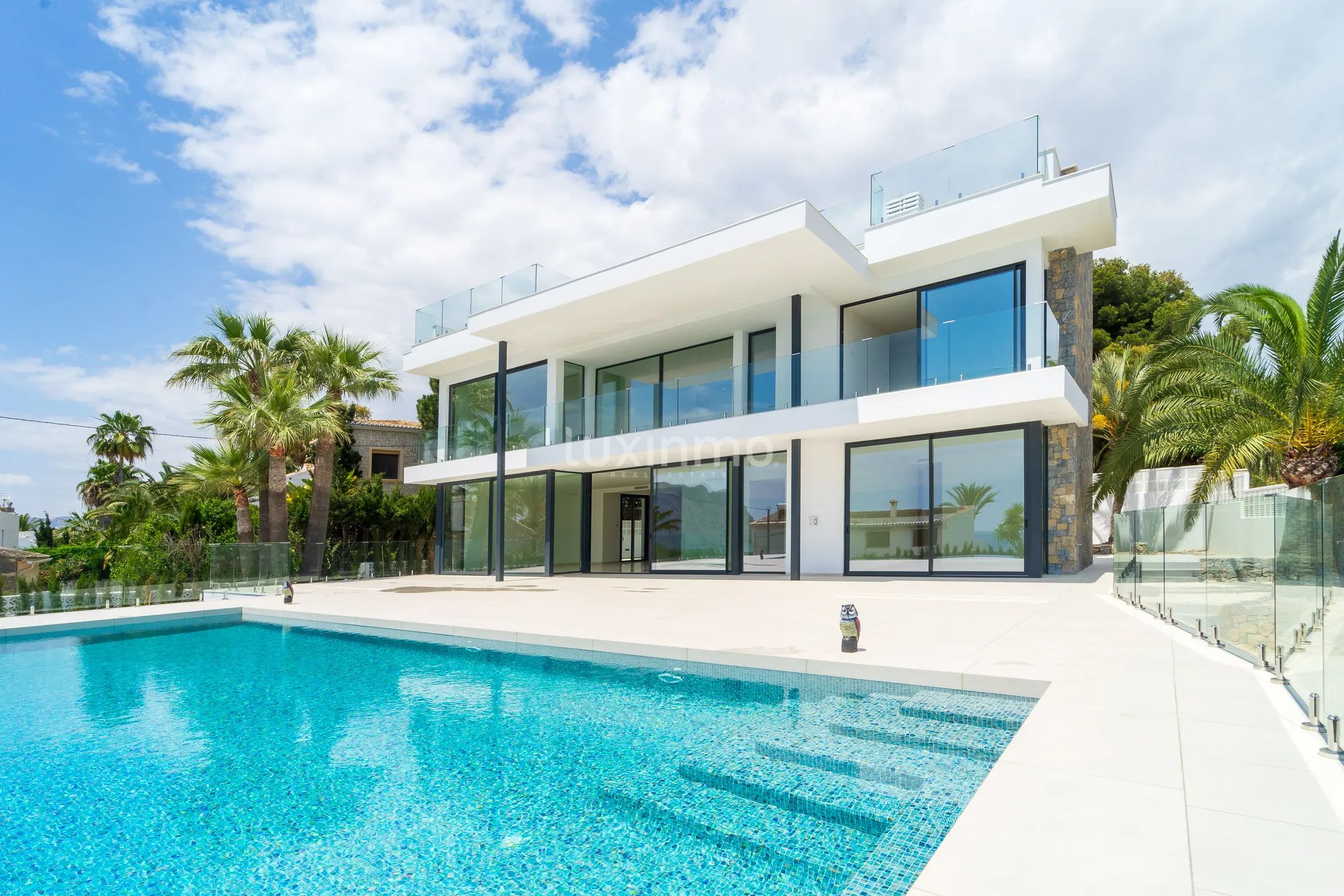 Luxury modern villa on the second line of the sea in Calpe — photo 3