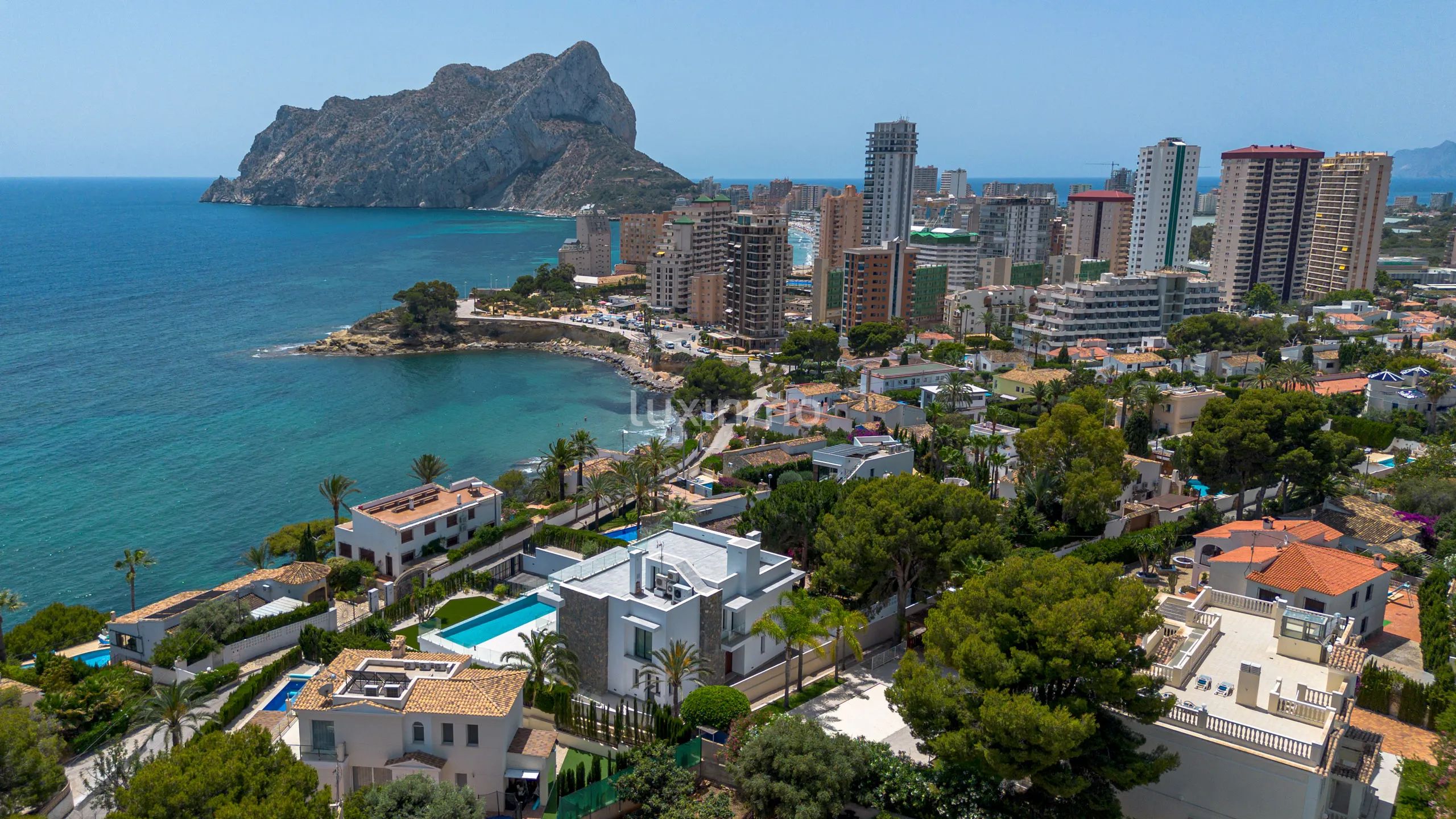 Luxury modern villa on the second line of the sea in Calpe — photo 1