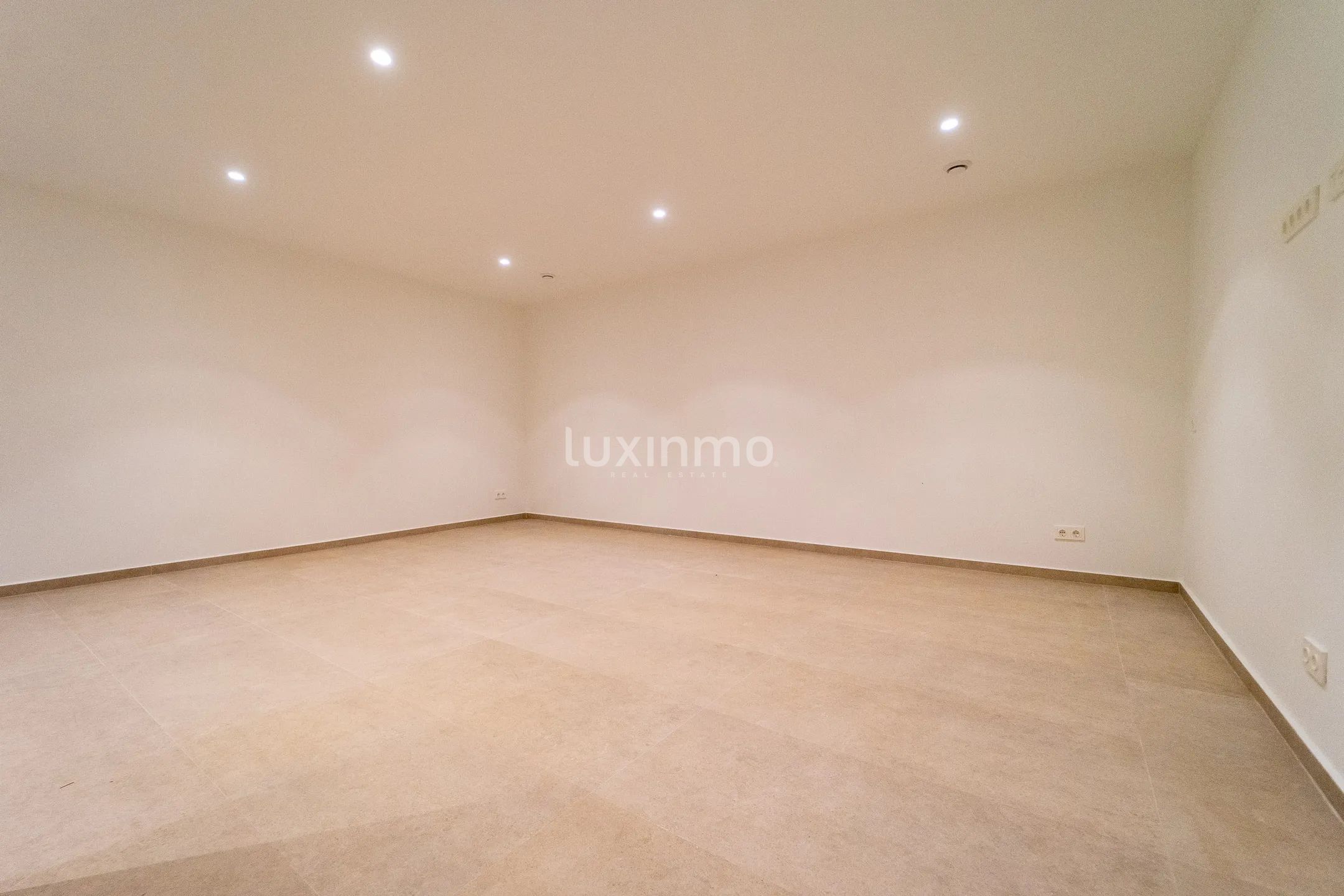 Luxury modern villa on the second line of the sea in Calpe — photo 45