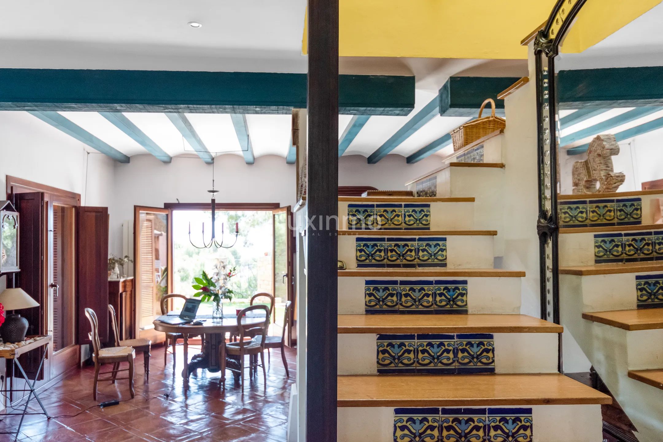 Impressionnante villa avec vue sur la mer à Mascarat — photo 20