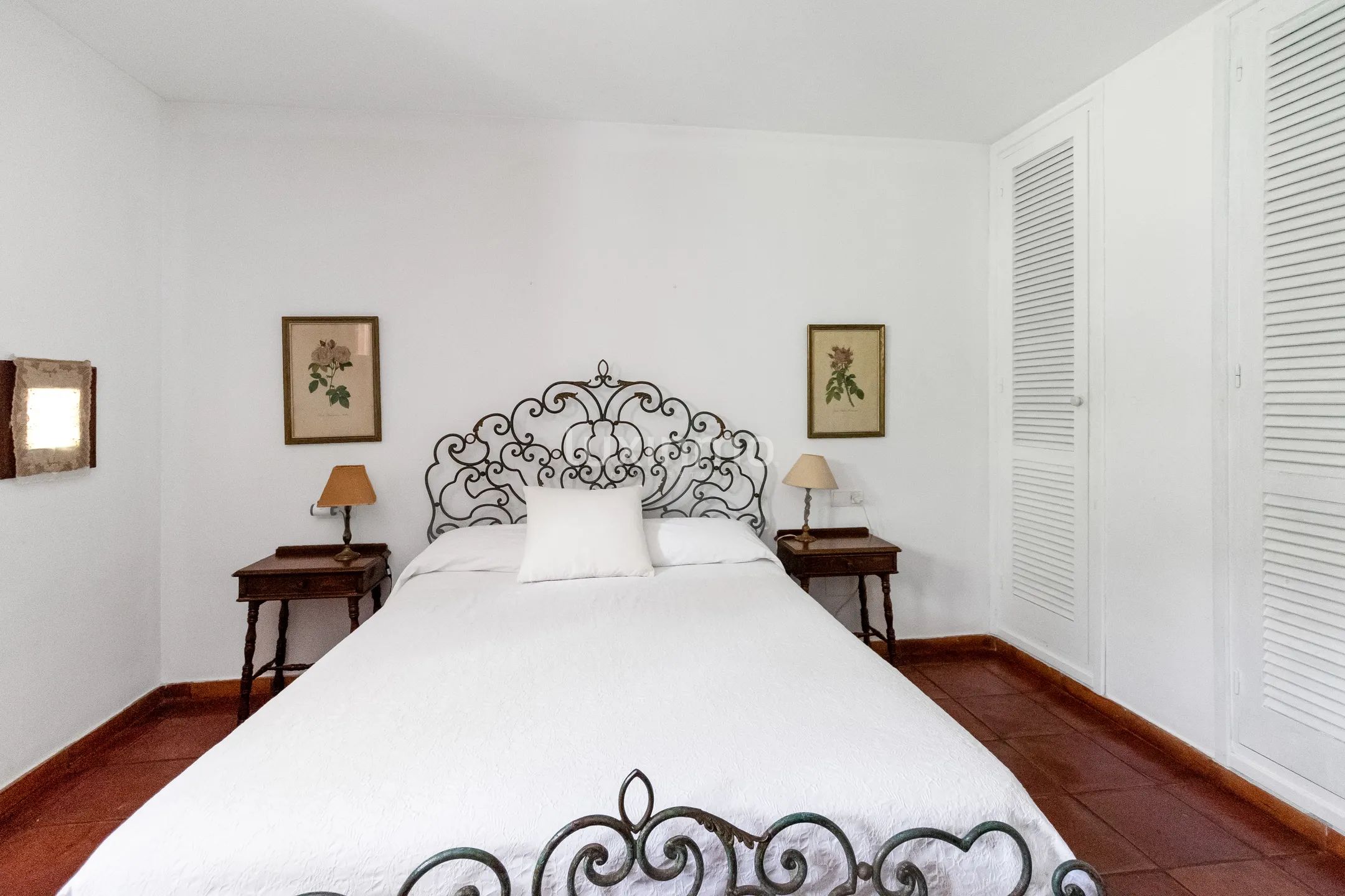 Impressionnante villa avec vue sur la mer à Mascarat — photo 26