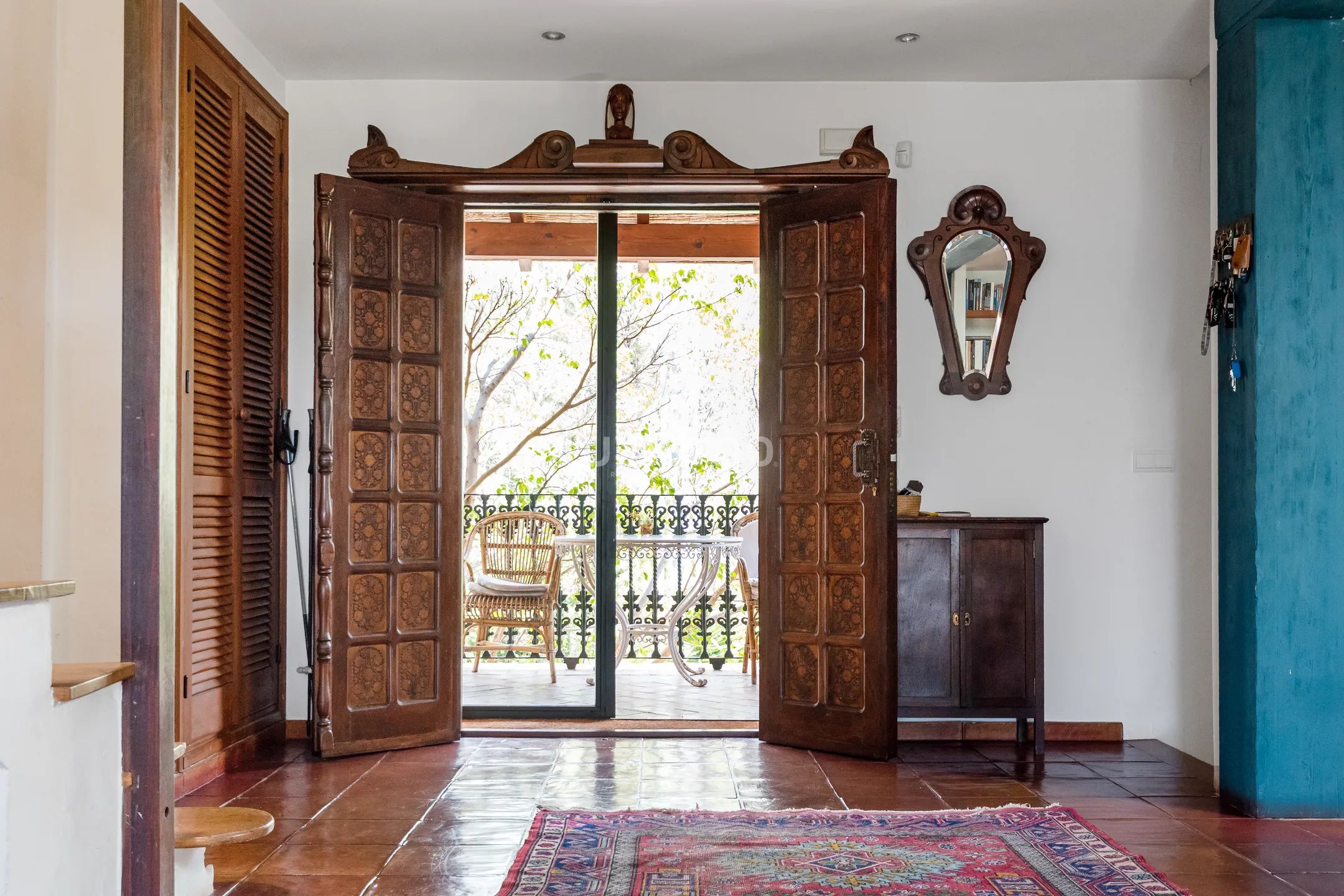 Impressive villa with sea views in Mascarat — photo 5