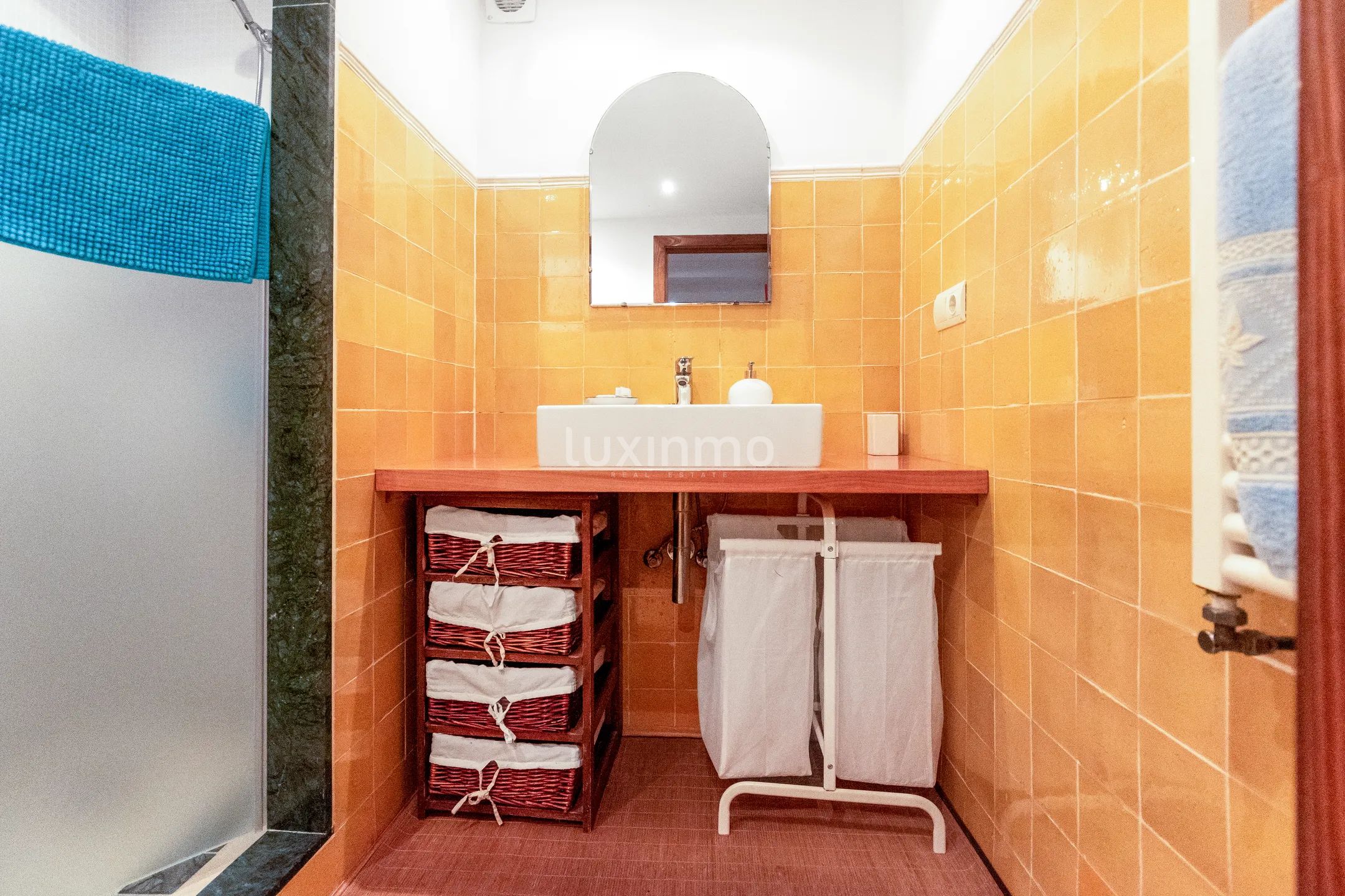 Impressionnante villa avec vue sur la mer à Mascarat — photo 24