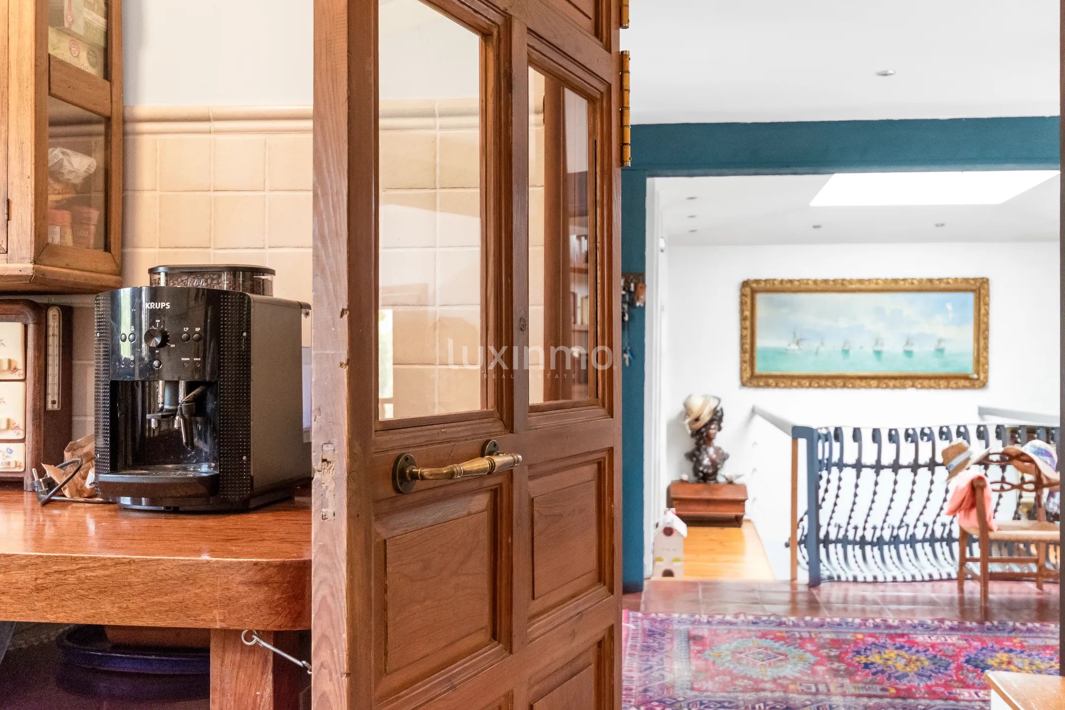 Impressive villa with sea views in Mascarat — photo 17