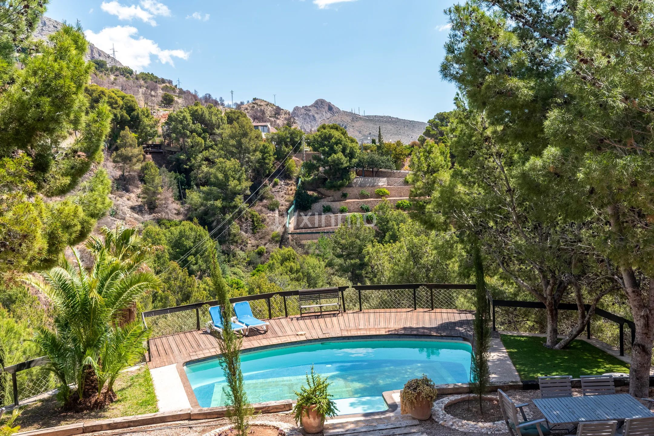 Impressive villa with sea views in Mascarat — photo 47