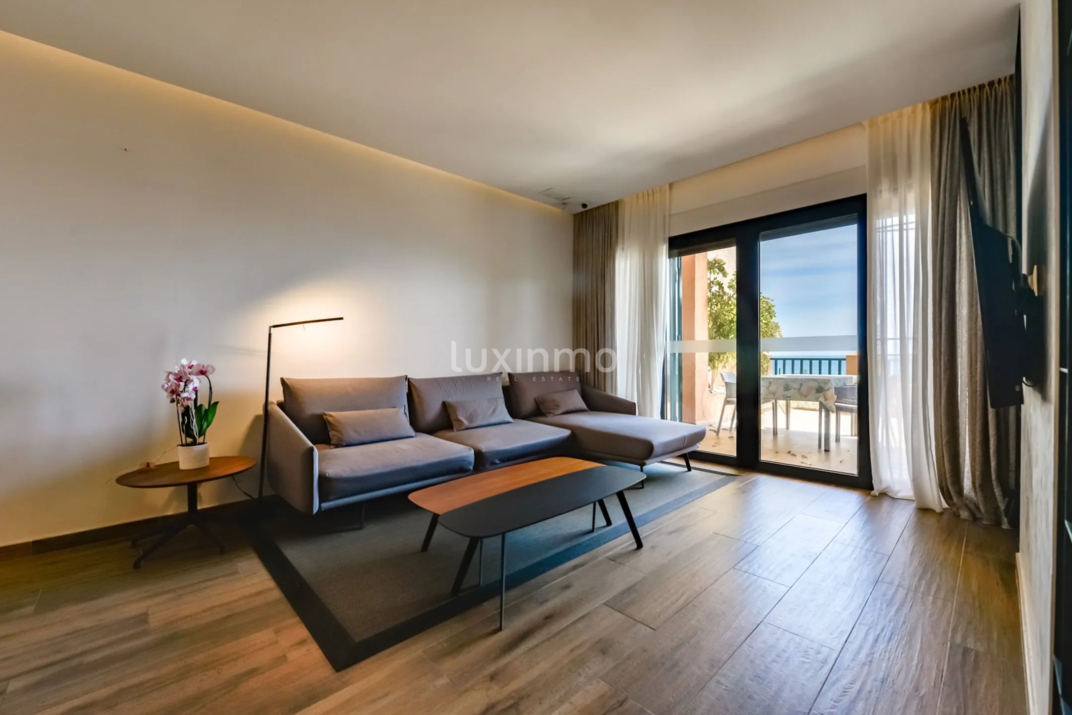 Nowoczesny apartament z 2 sypialniami i widokiem na morze w Mascarat, Altea — photo 17