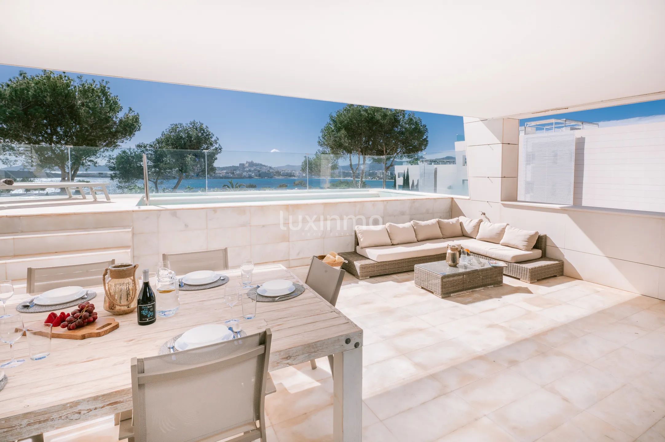 Luksusowy apartament z 3 sypialniami i widokiem na morze w Cap Martinet, Santa Eulària — photo 1