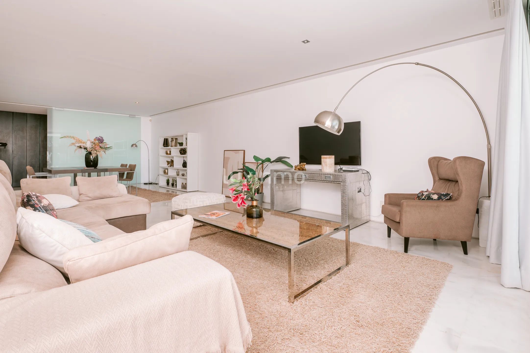 Luxuriöse 3-Zimmer-Wohnung mit Meerblick in Cap Martinet, Santa Eulària — photo 14