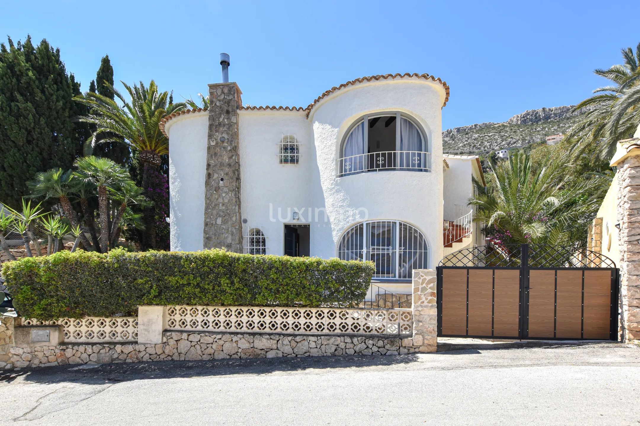 Privéwoning met panoramisch uitzicht te koop in Calpe