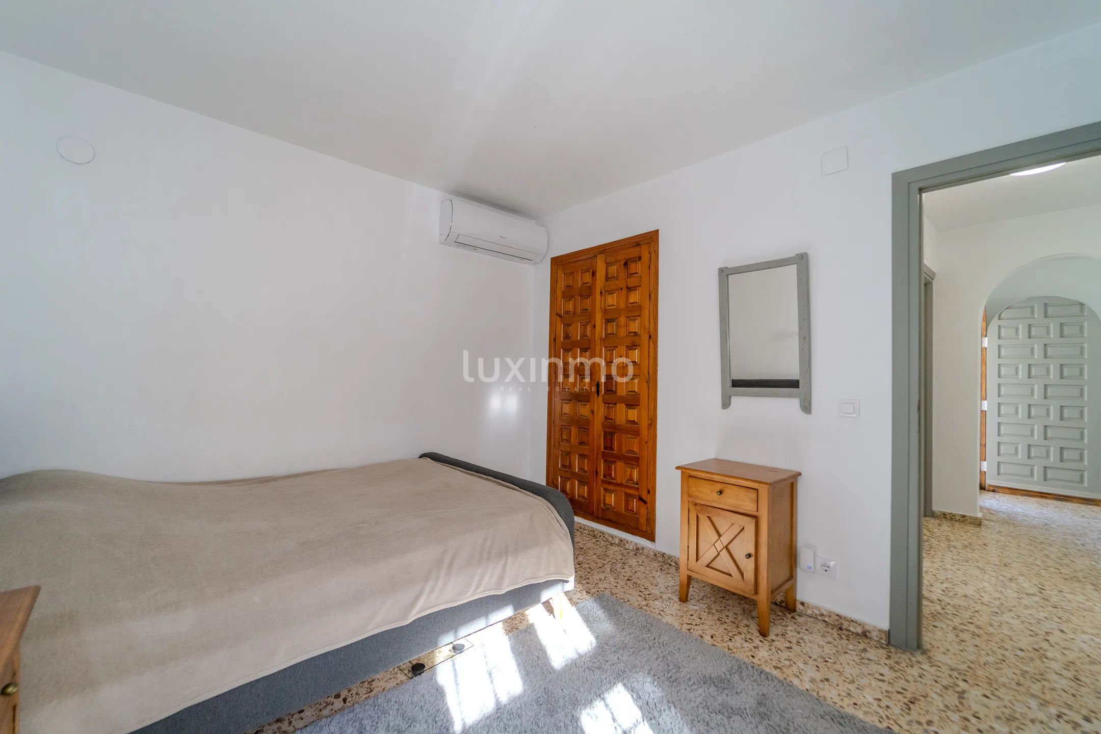 Частный дом с панорамным видом на продажу в Кальпе — photo 31