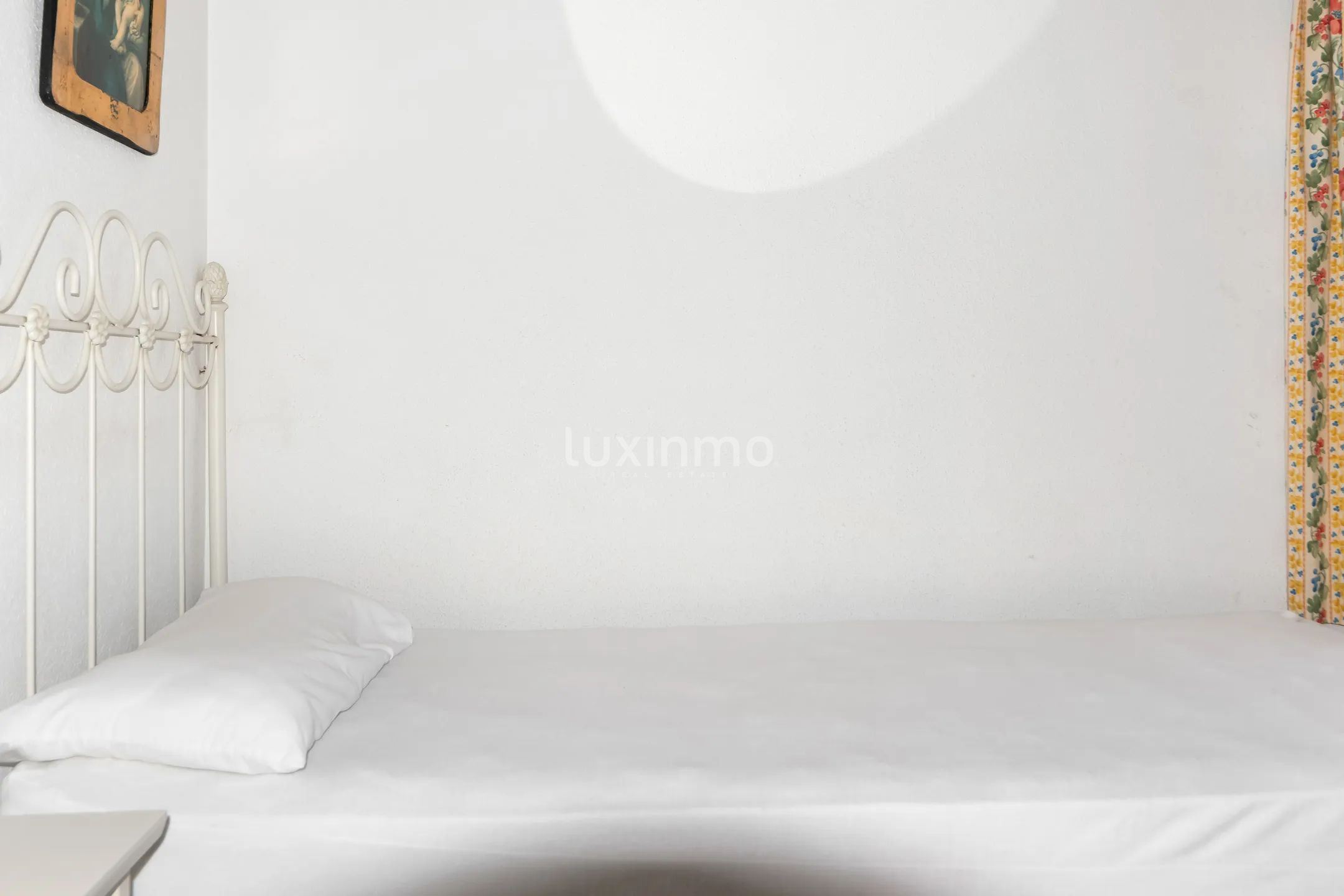 First line penthouse with sea views in playa de Poniente — photo 20