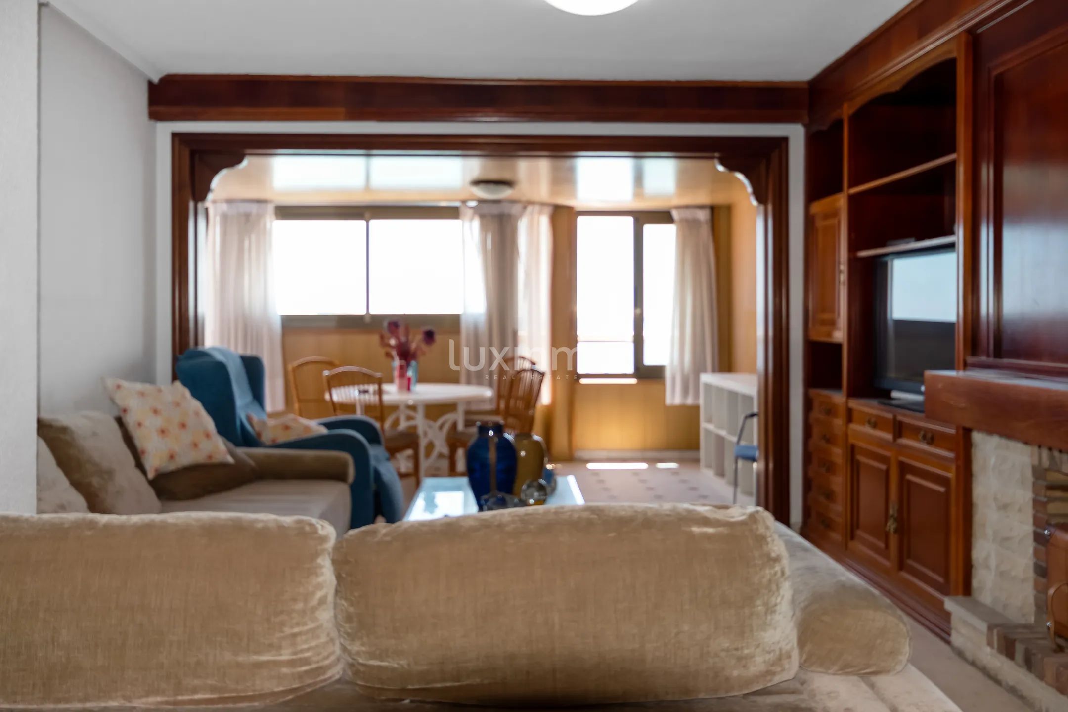 First line penthouse with sea views in playa de Poniente — photo 9