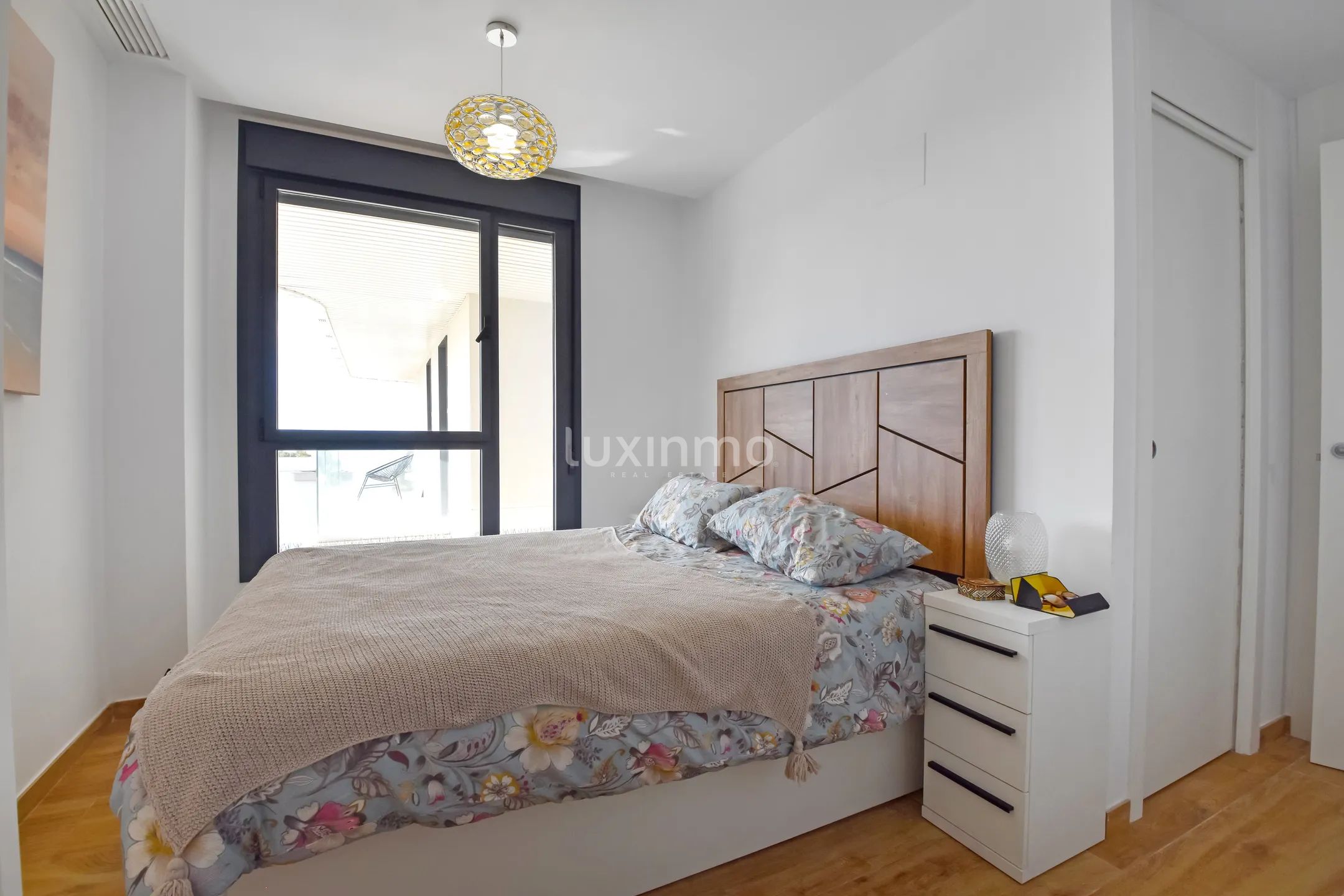 Stunning Modern Duplex for Sale Near Beach in Villajoyosa — photo 21