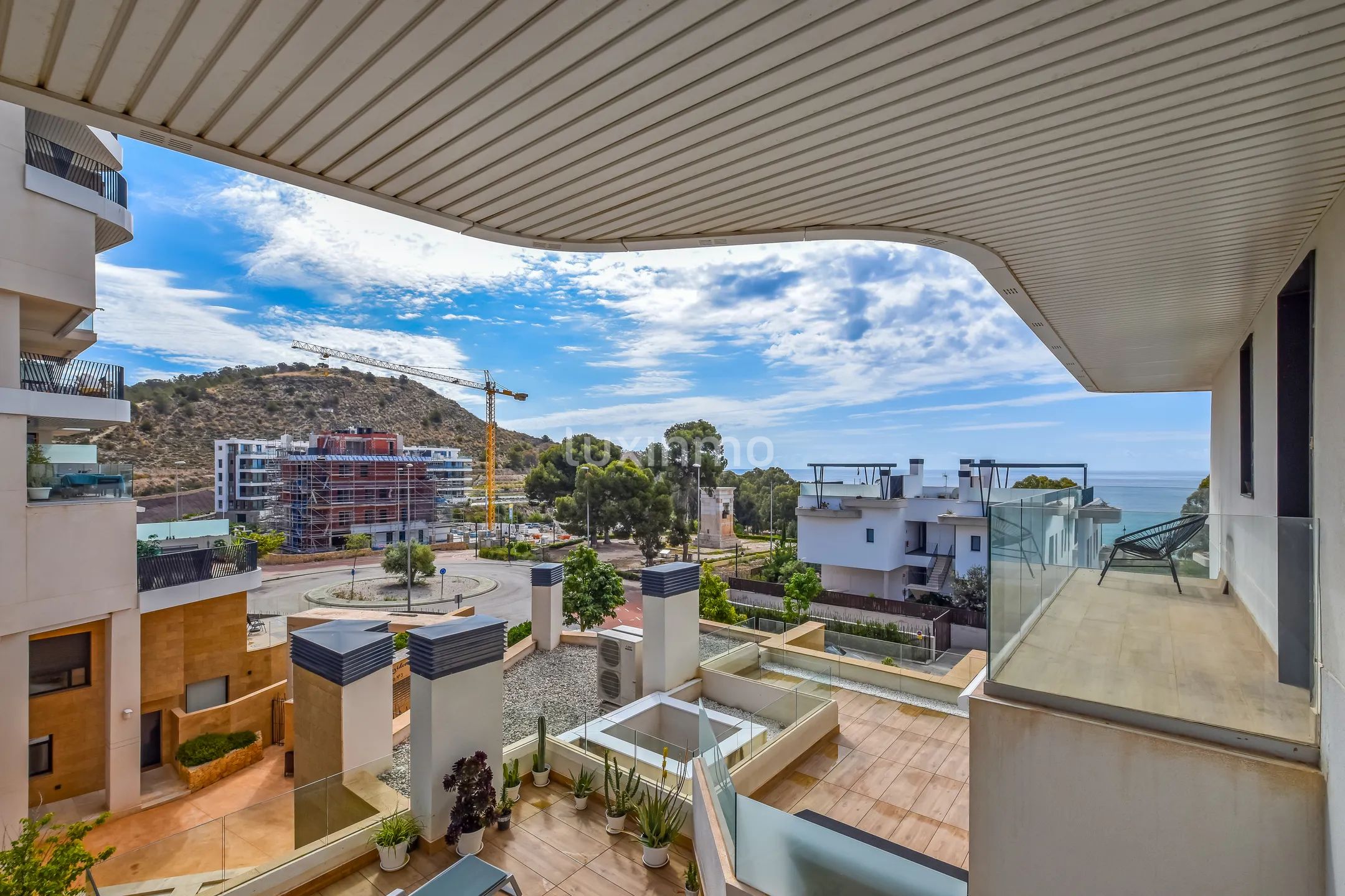 Stunning Modern Duplex for Sale Near Beach in Villajoyosa — photo 22