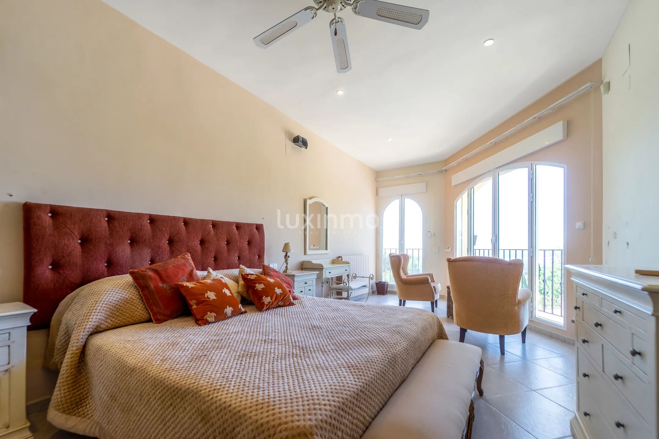 Spectacular villa with sea views for sale in Altea — photo 9