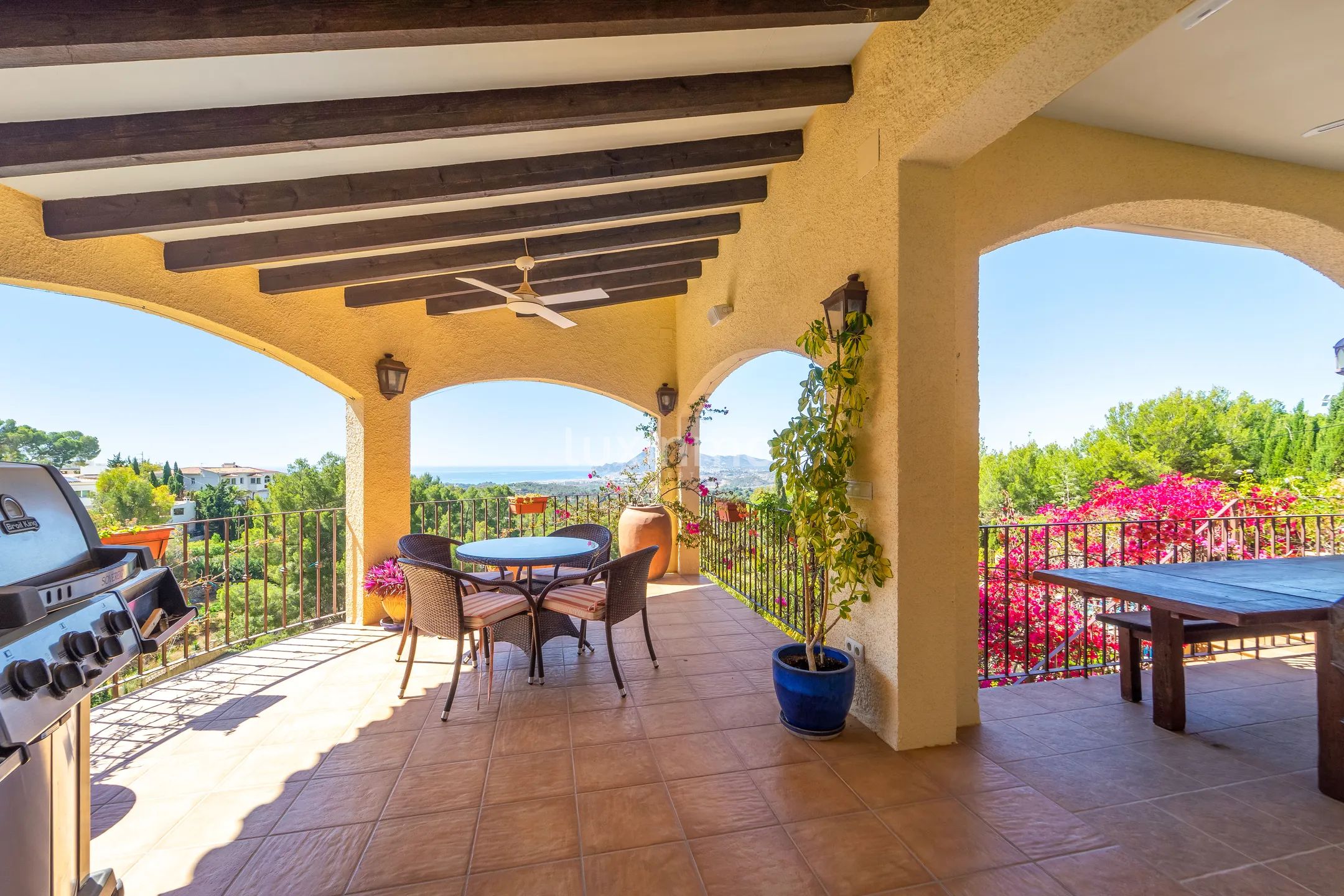 Spectacular villa with sea views for sale in Altea — photo 27