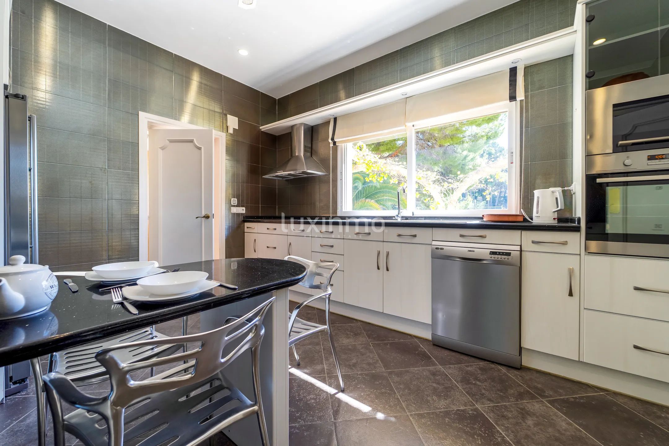 Spectacular villa with sea views for sale in Altea — photo 17