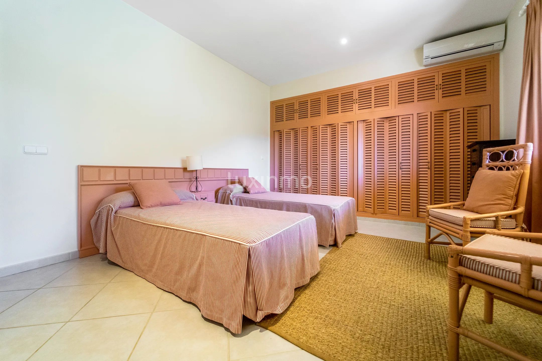 Spectacular villa with sea views for sale in Altea — photo 23