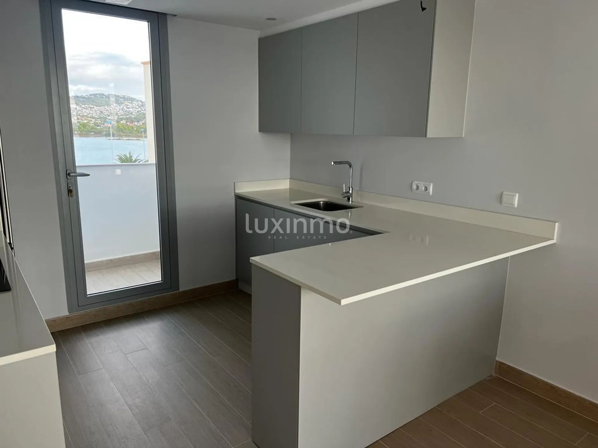 Modern flat in second line Calpe — photo 8