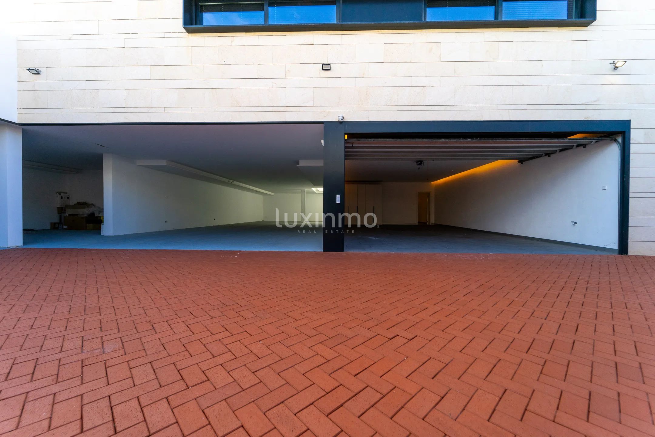 Nowoczesna willa w Siera Cortina — photo 52