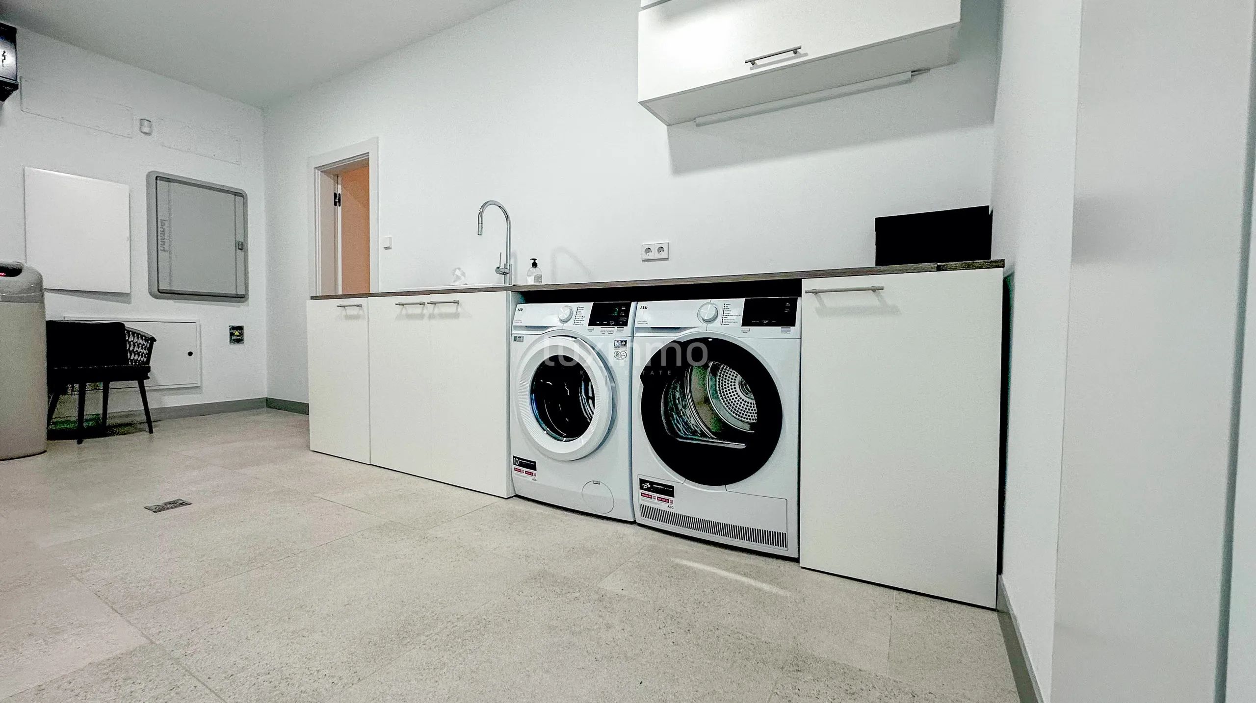 Nowoczesna willa w Siera Cortina — photo 40