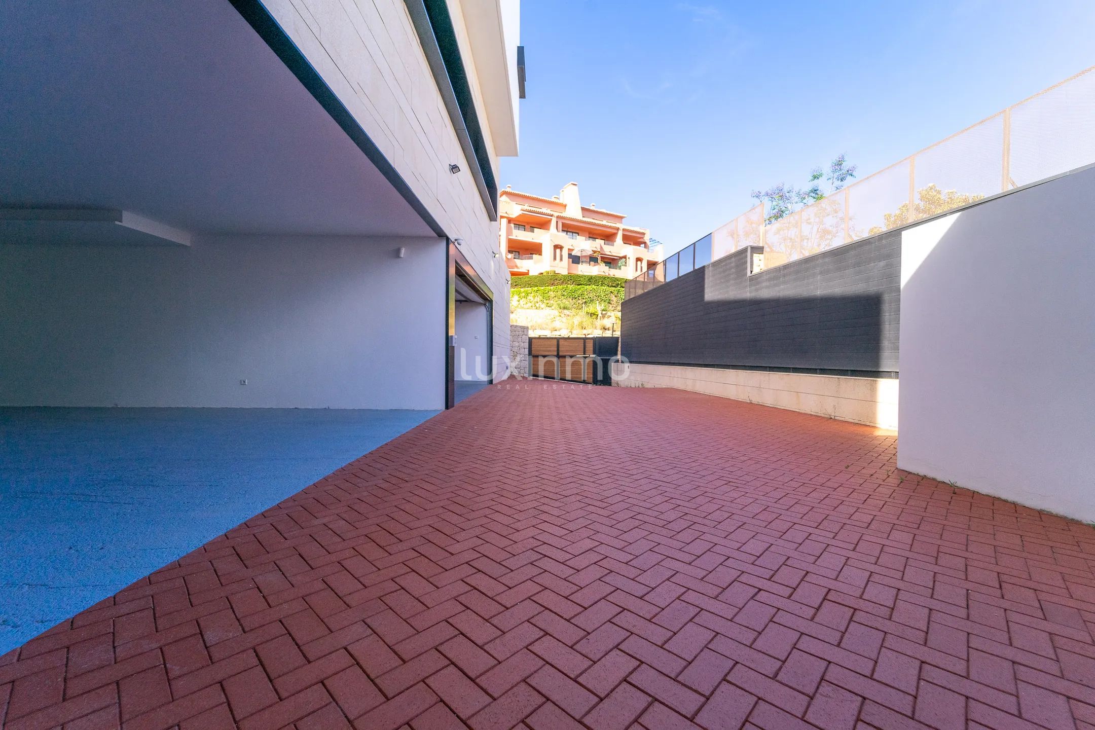 Nowoczesna willa w Siera Cortina — photo 51