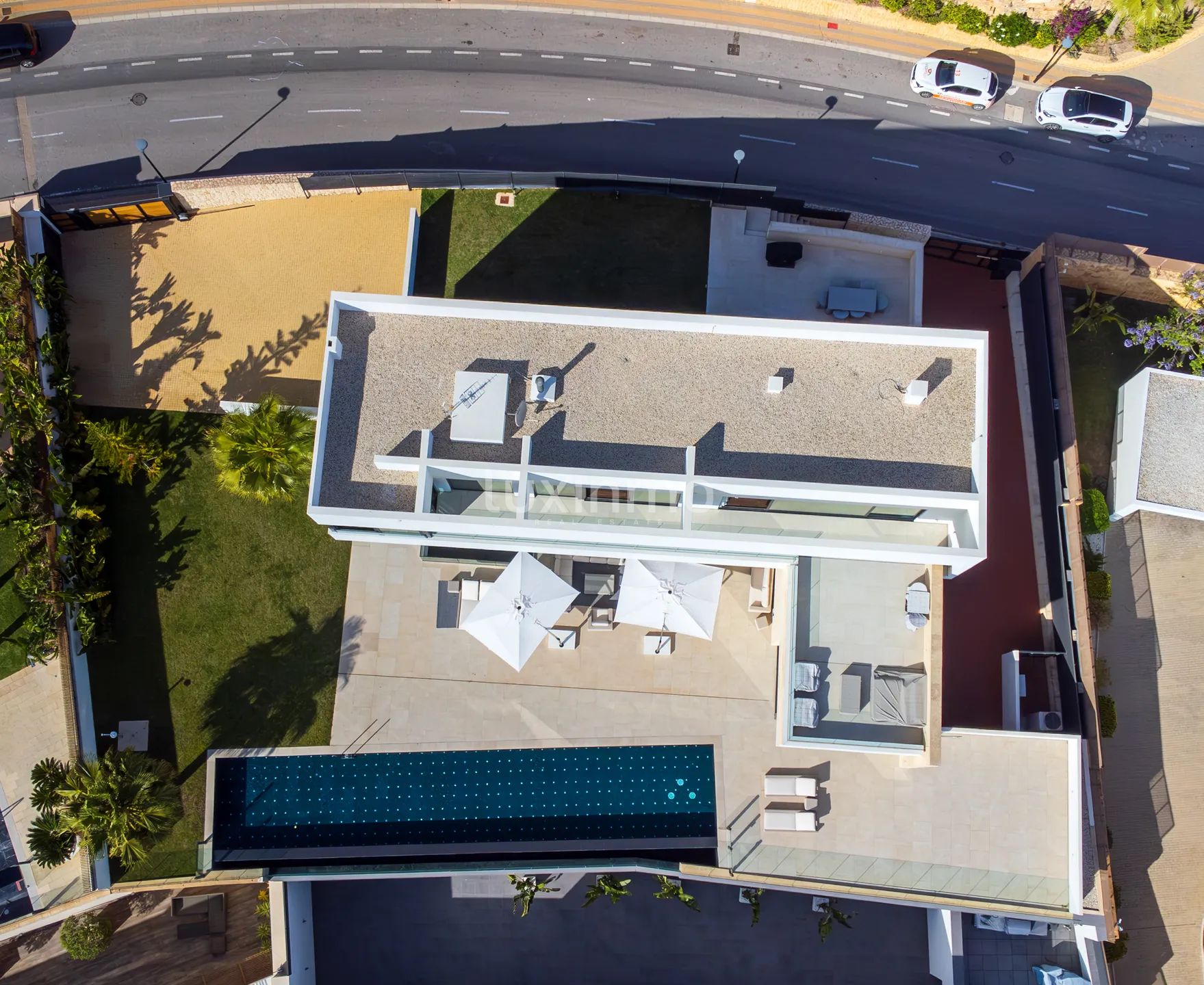 Nowoczesna willa w Siera Cortina — photo 56