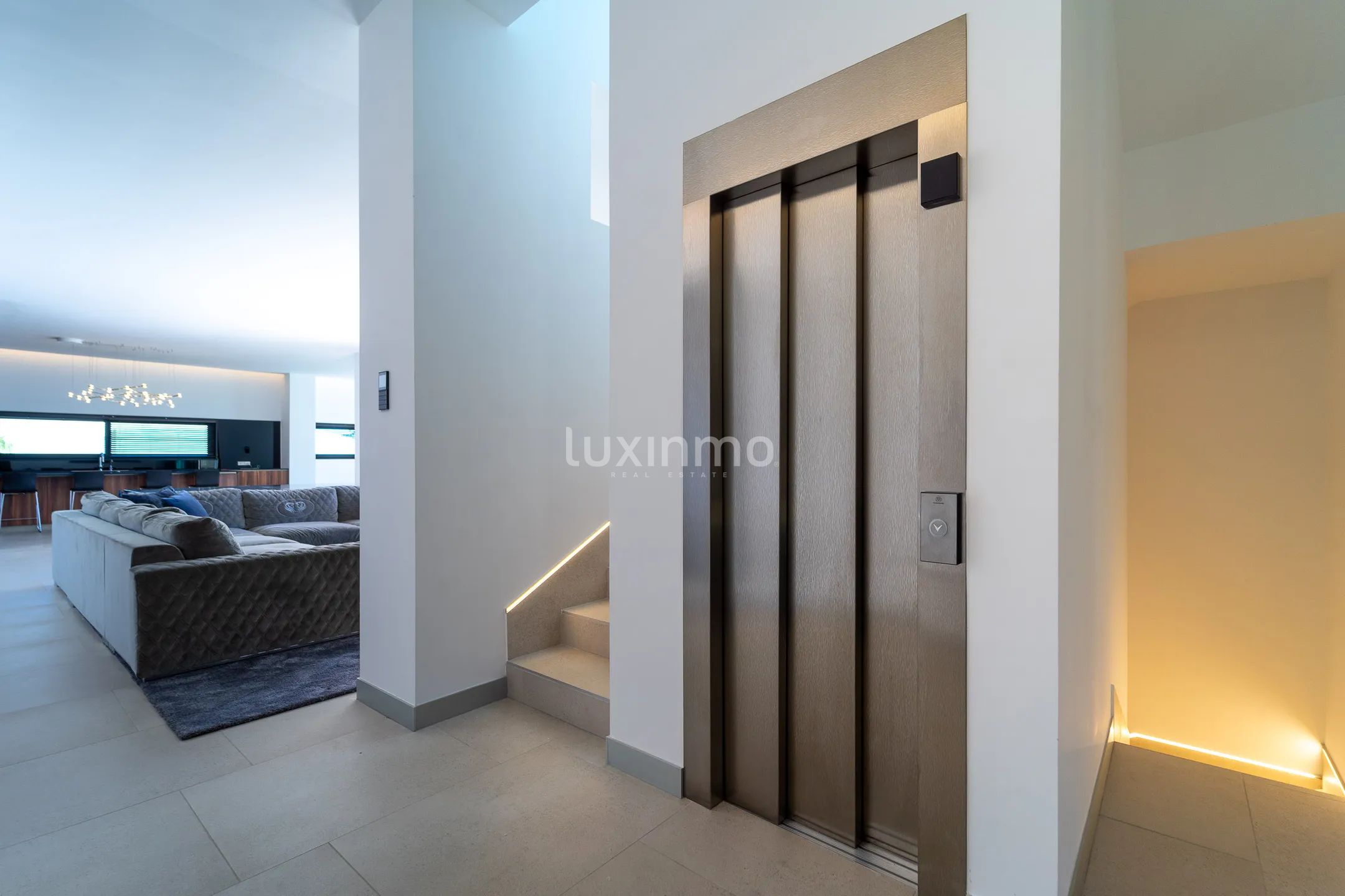 Modern villa in Siera Cortina — photo 12