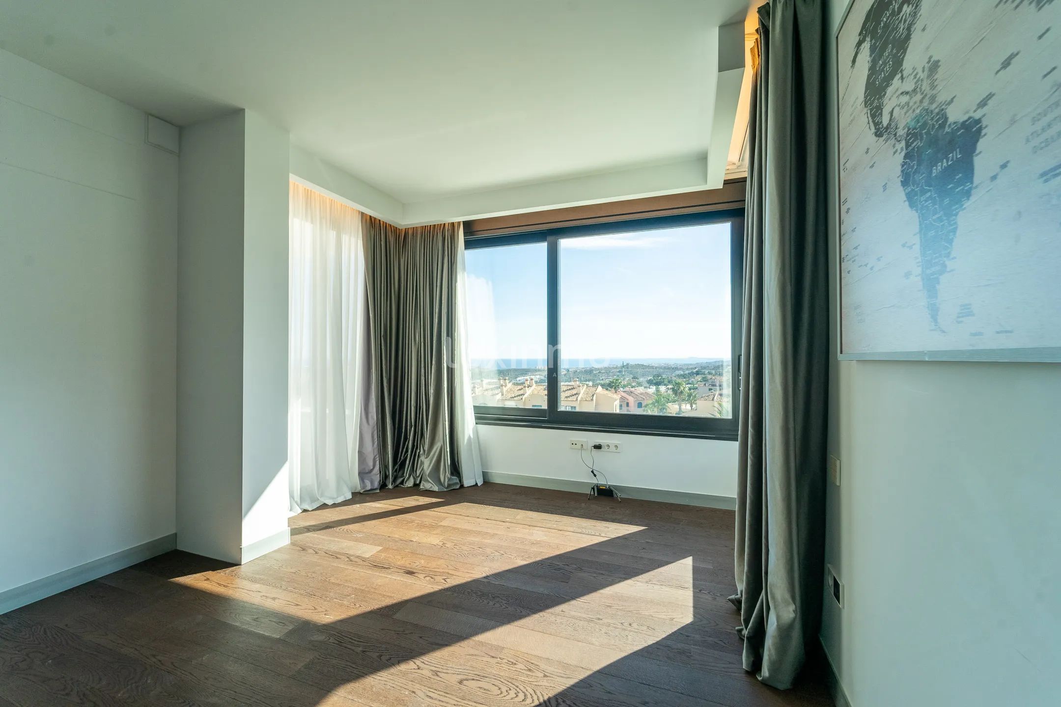 Nowoczesna willa w Siera Cortina — photo 37