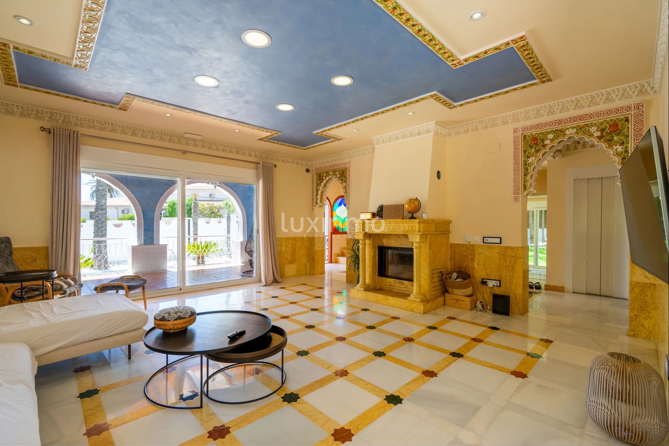 Stunning 6-Bedroom Ibiza-Style Mediterranean House with Sea Views in Coveta Fumá — photo 21